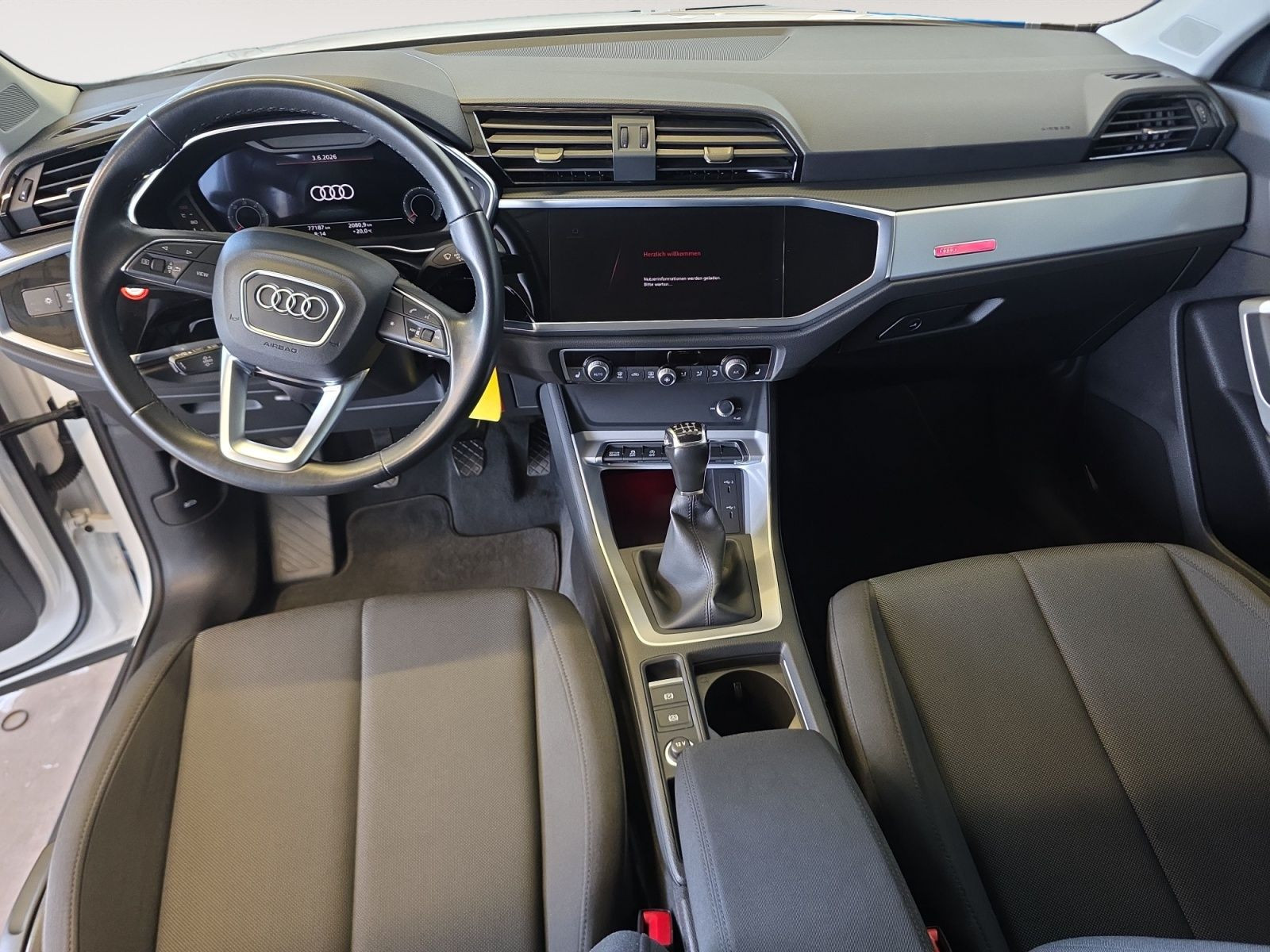 Audi - Q3 Sportback_11