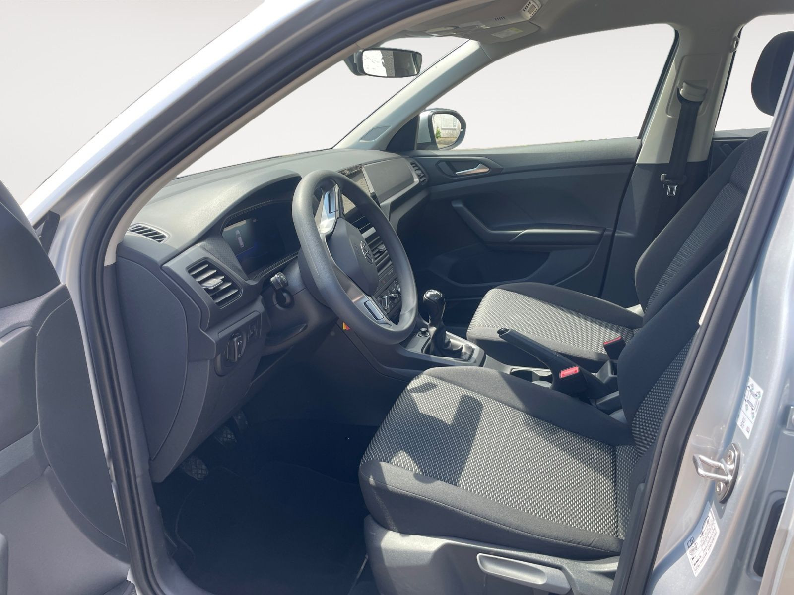 Volkswagen - T-Cross_10
