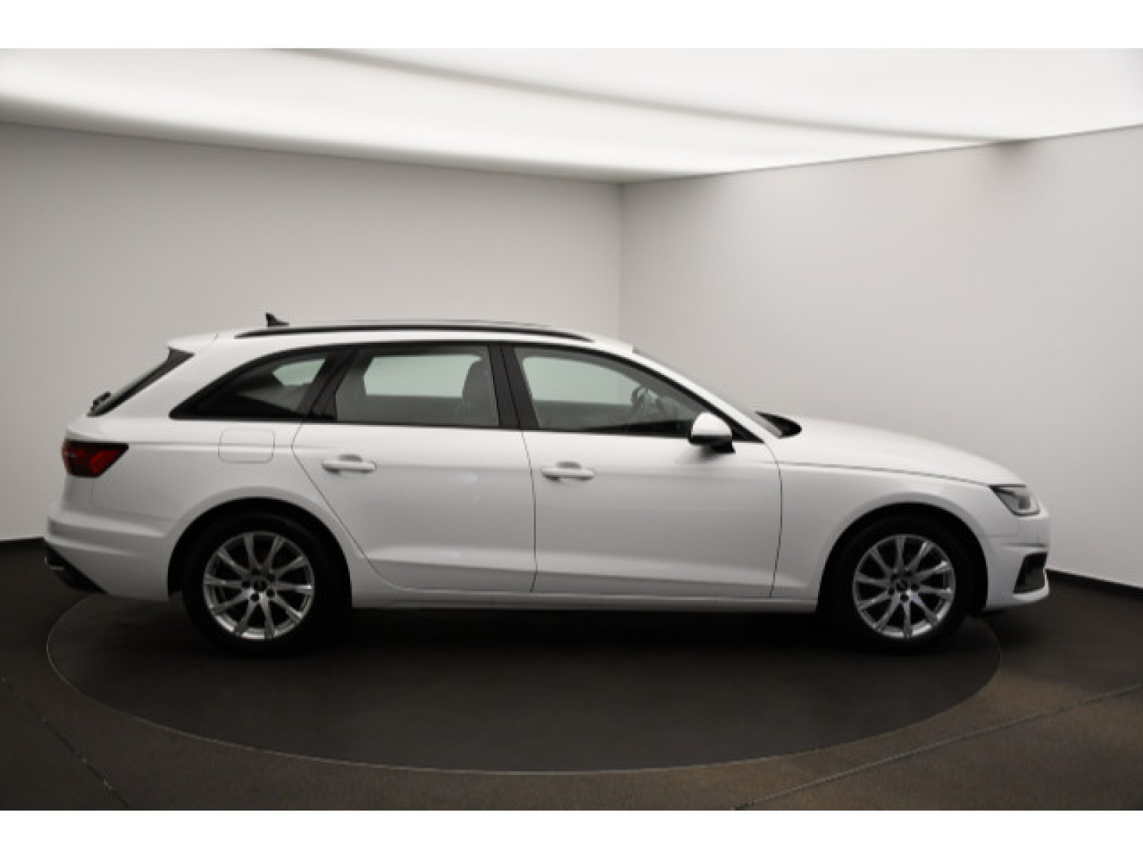 Audi - A4 Avant_15