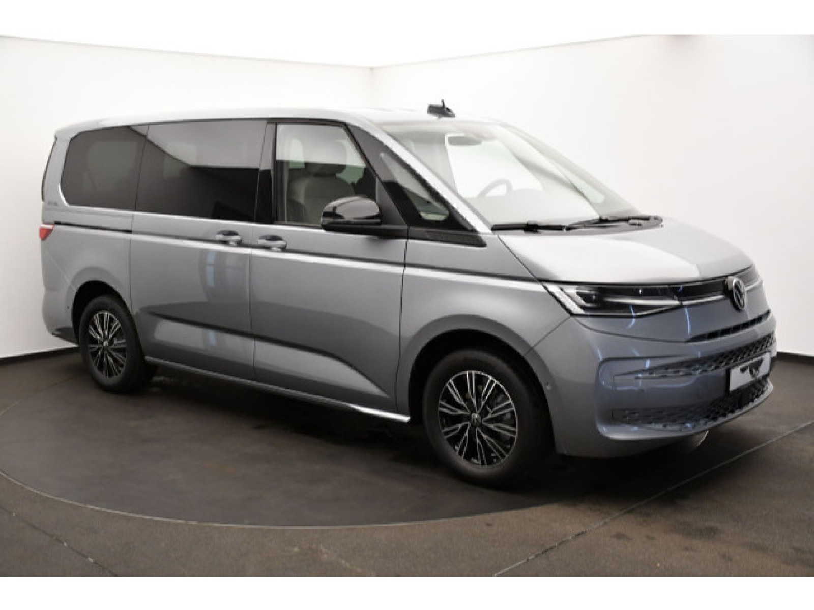 Volkswagen - T7 Multivan_16