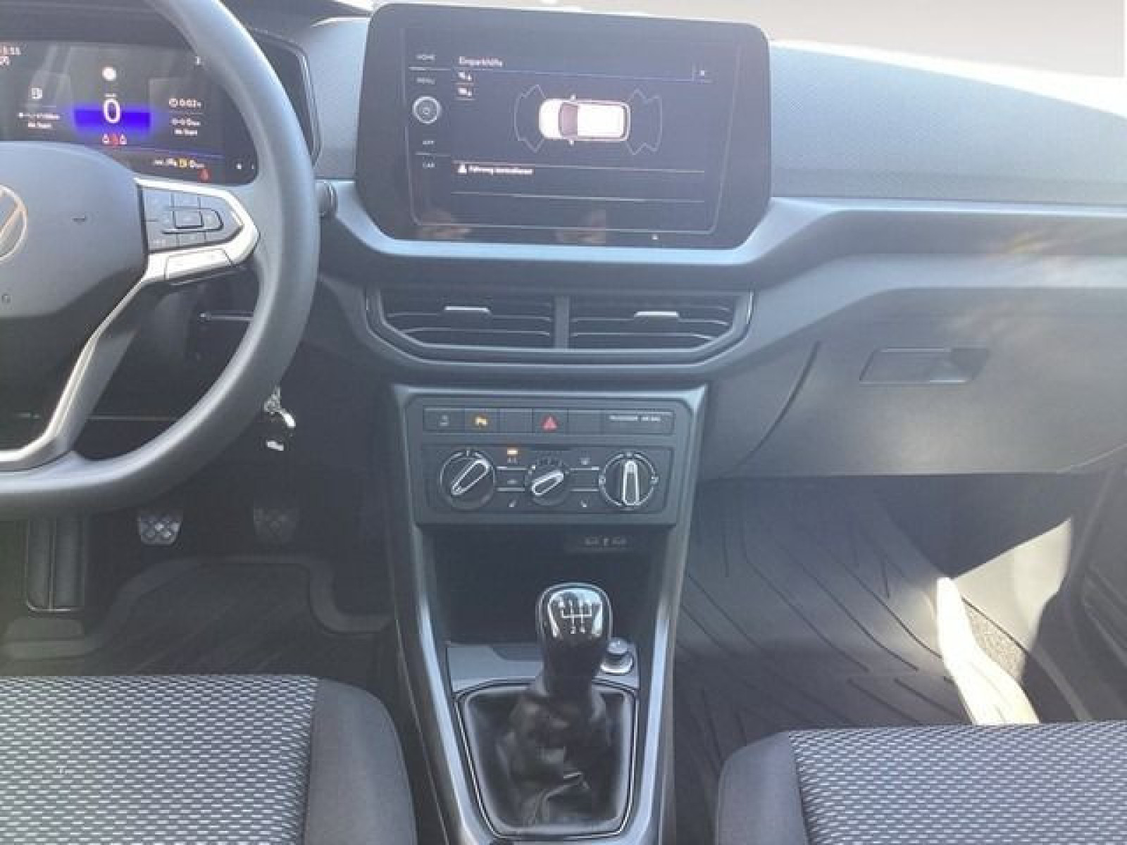 Volkswagen - T-Cross_11