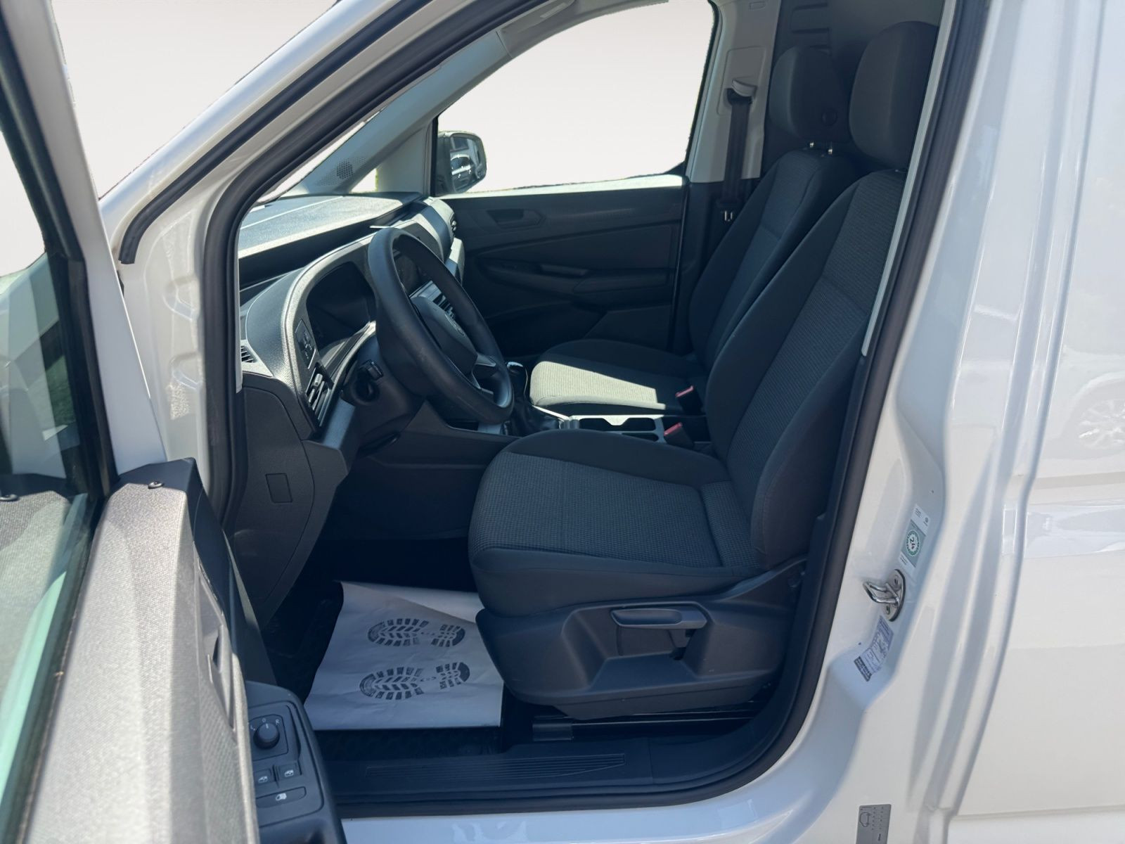 Volkswagen - Caddy_10