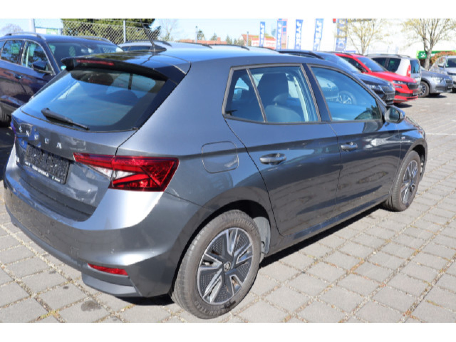 diagonalansicht-hinten-aussen