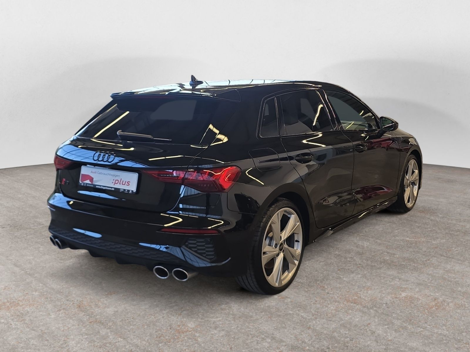 diagonalansicht-hinten-aussen