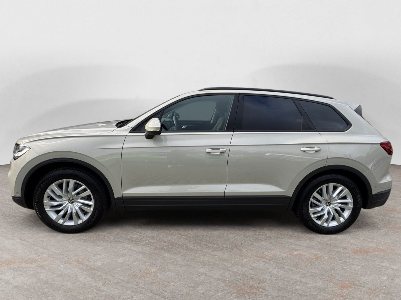 Volkswagen - Touareg_3