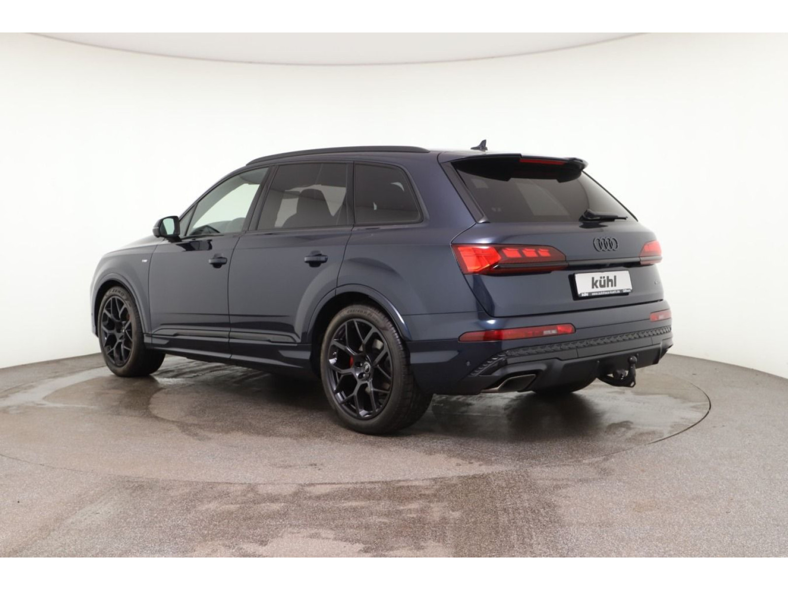 Audi - Q7_6