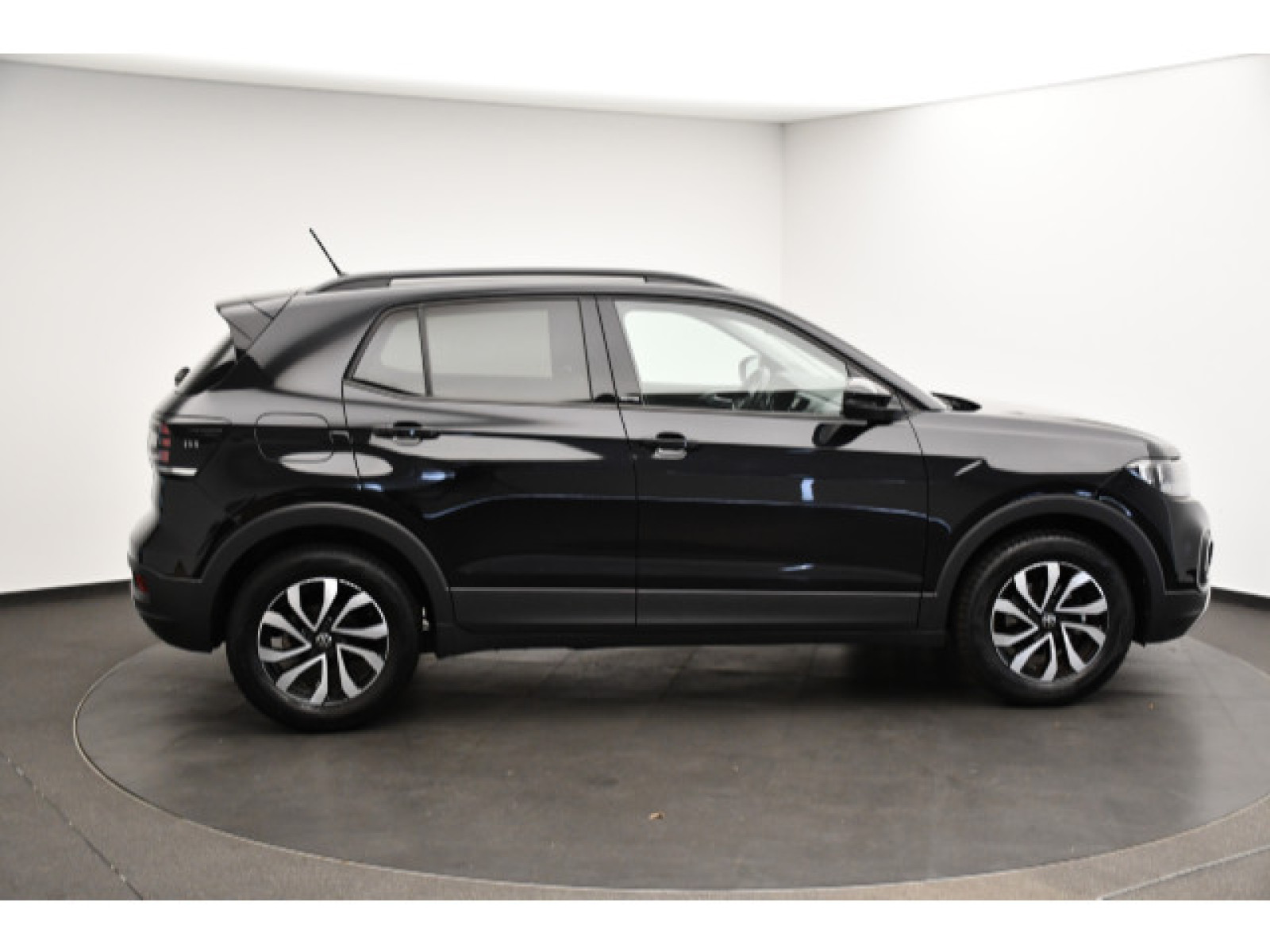 Volkswagen - T-Cross_15