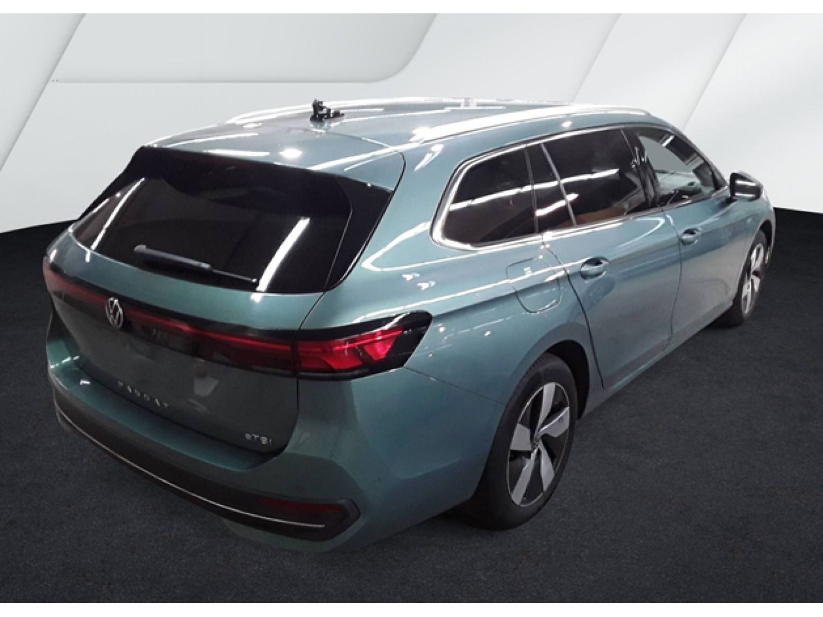 Volkswagen - Passat Variant_2