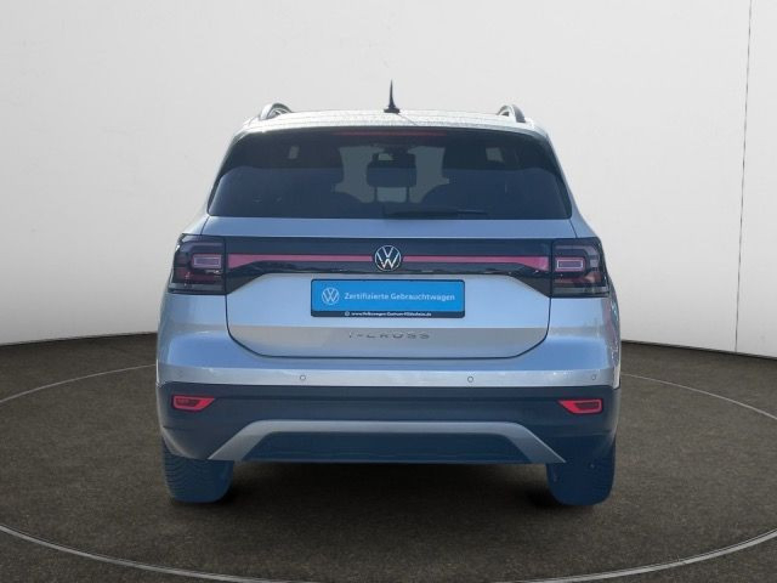 Volkswagen - T-Cross_4