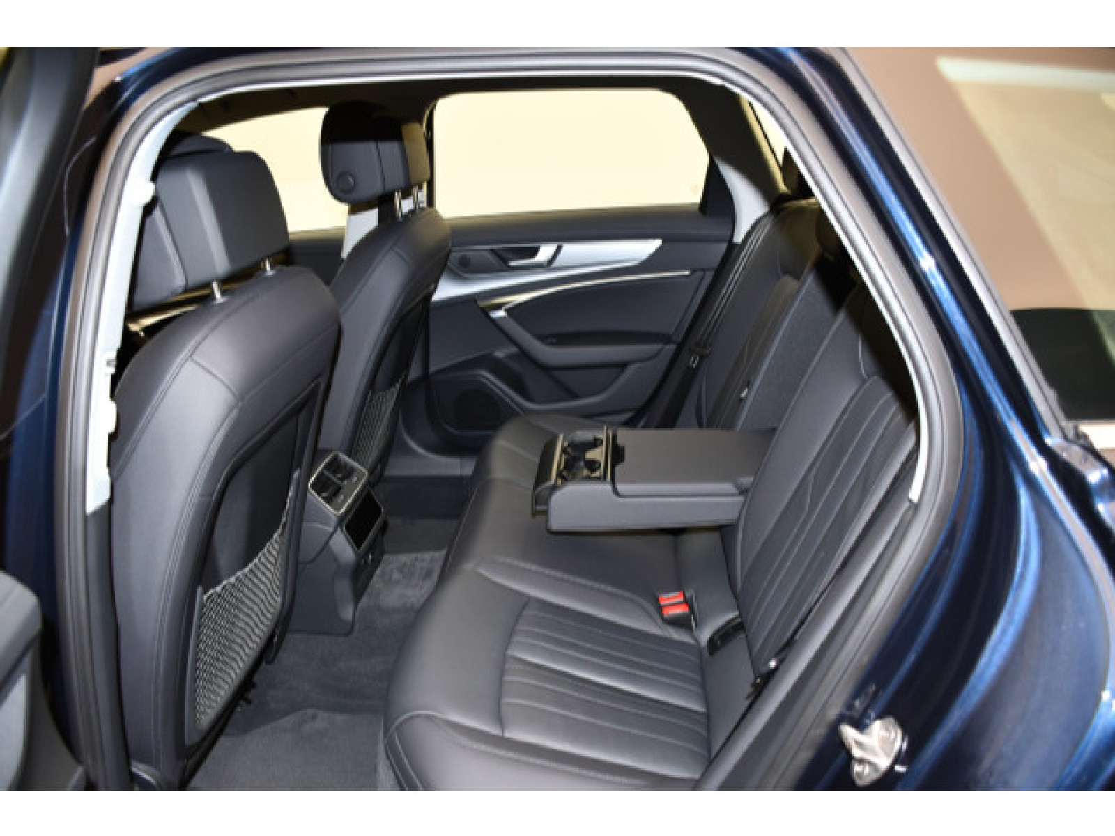 Audi - A6 Avant_9
