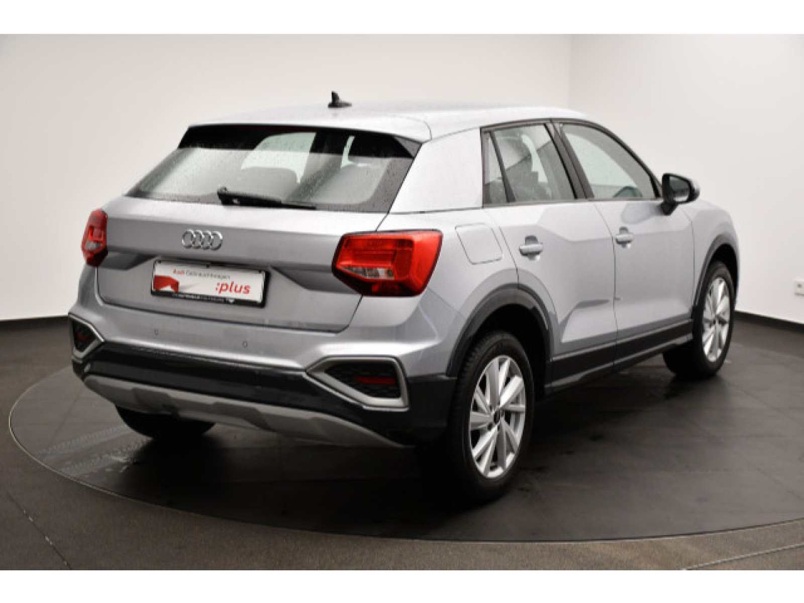 Audi - Q2_4