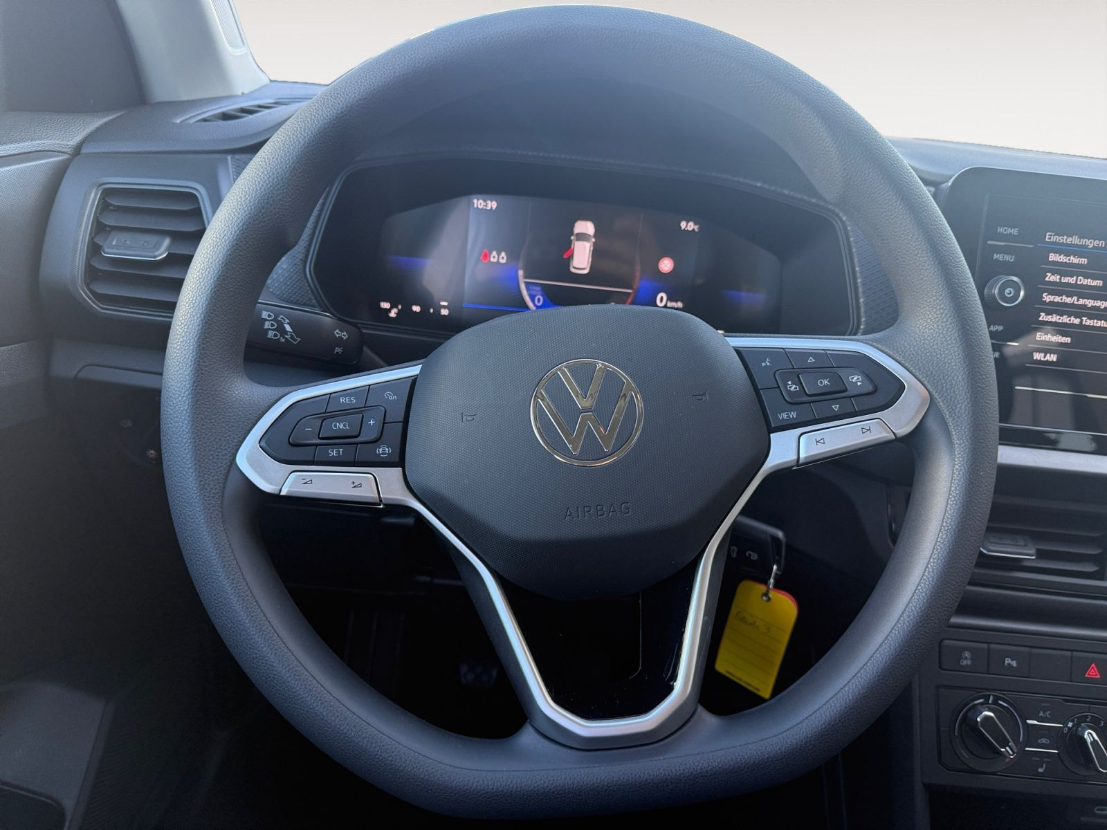 Volkswagen - T-Cross_13