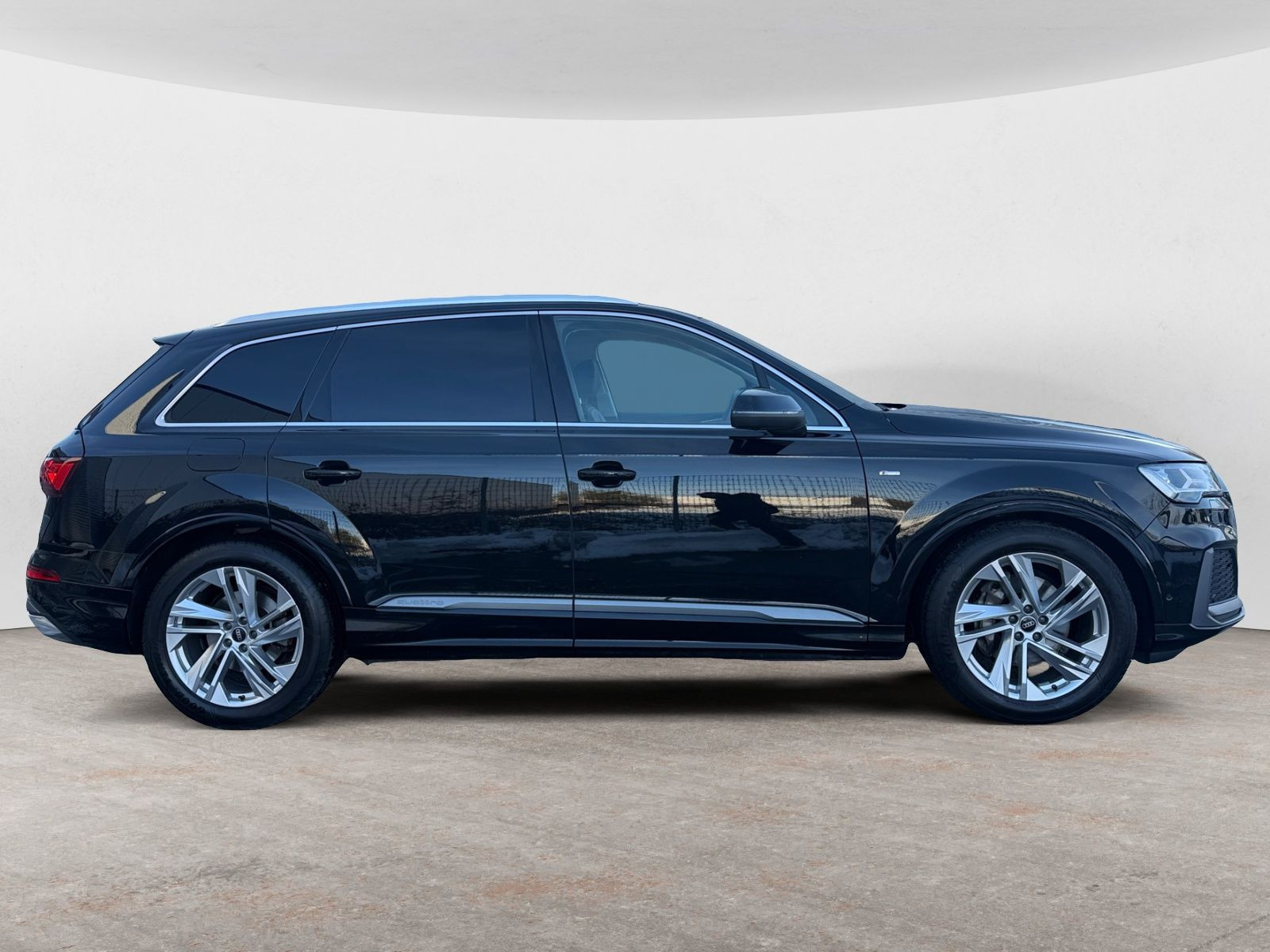 Audi - Q7_7