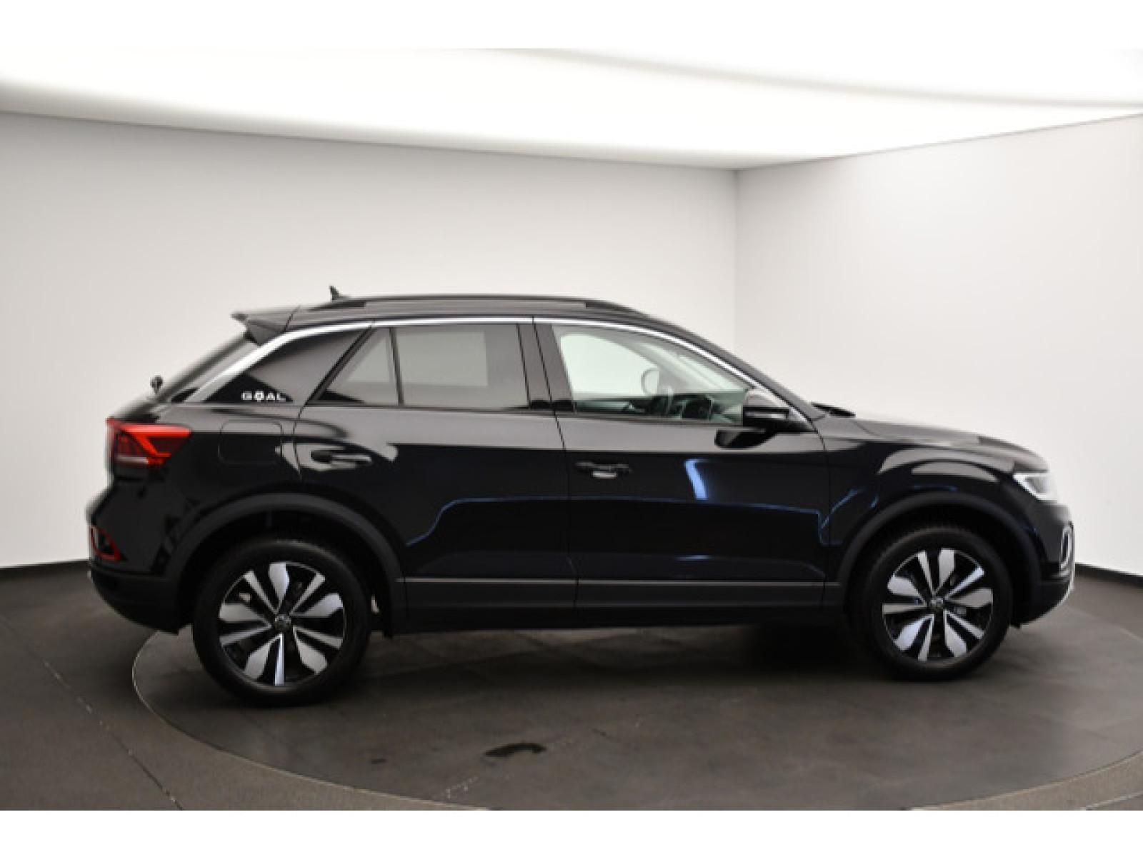 Volkswagen - T-Roc_17