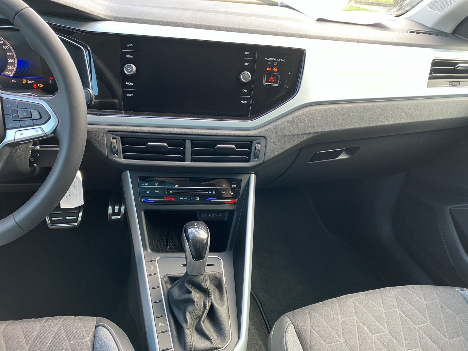 Volkswagen - Polo_14