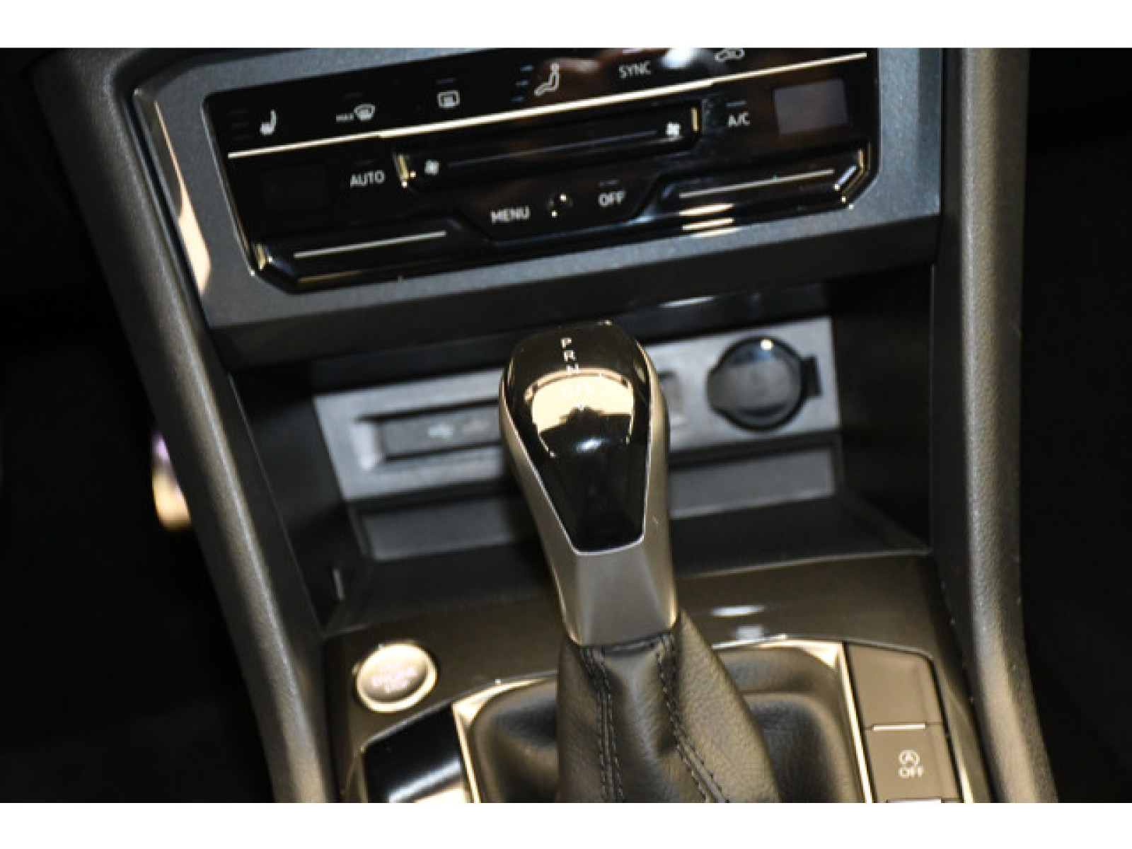 Volkswagen - Tiguan_6
