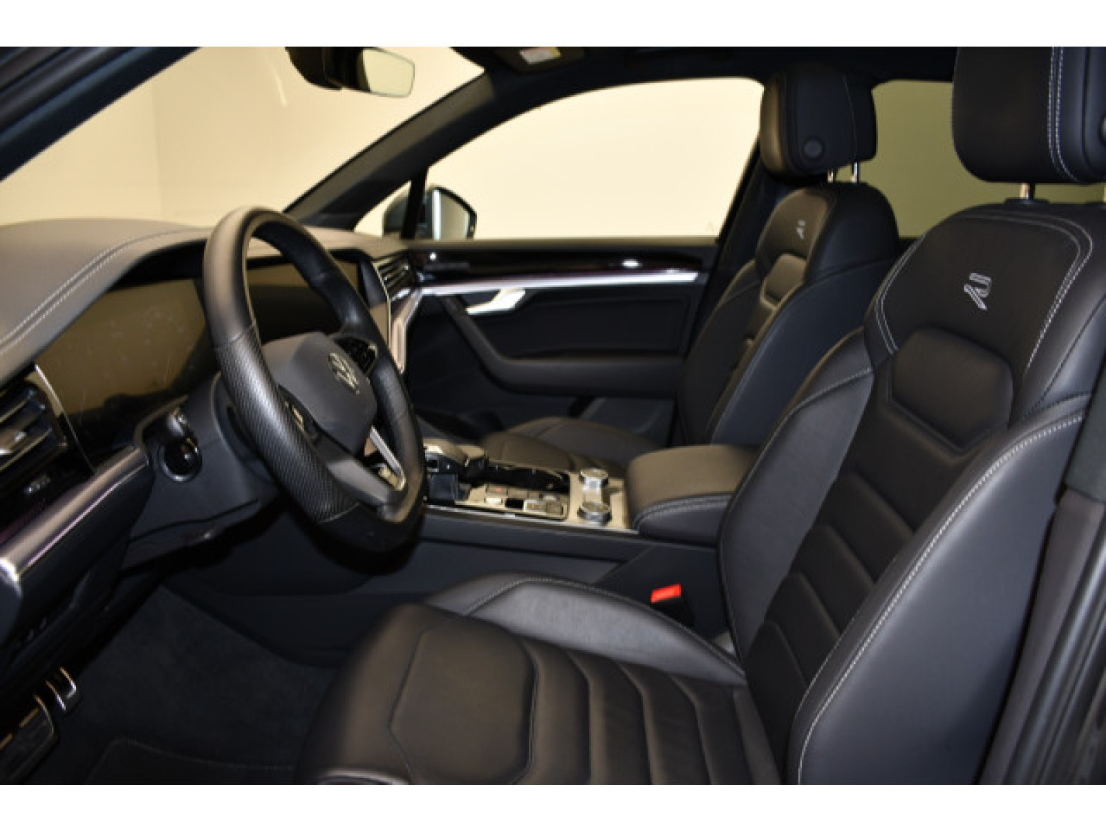 Volkswagen - Touareg_3