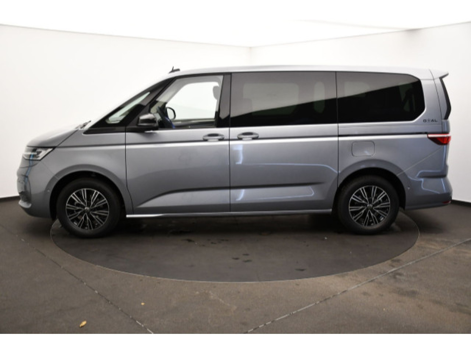 Volkswagen - T7 Multivan_18