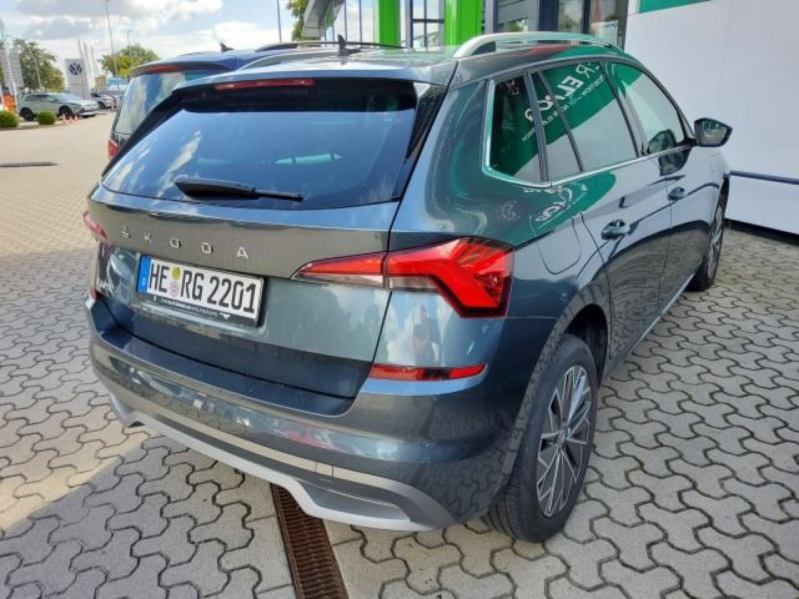 diagonalansicht-hinten-aussen