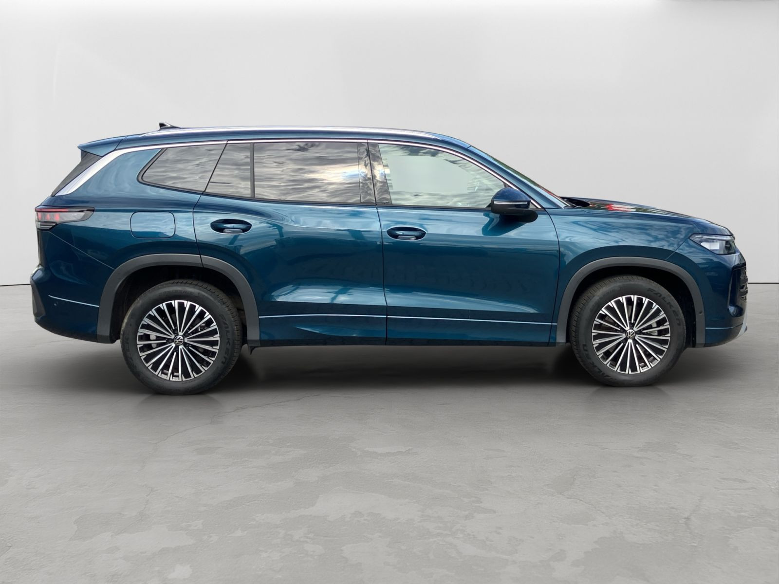 Volkswagen - Tayron_6