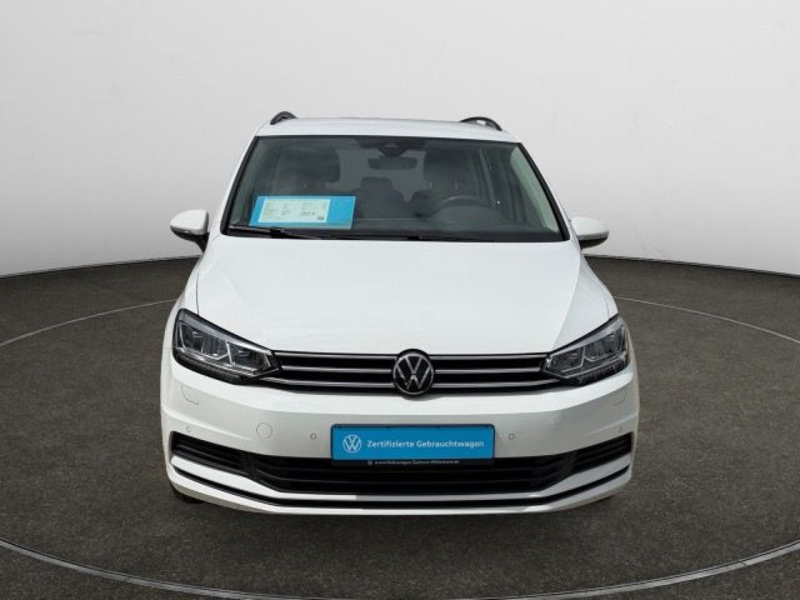 Volkswagen - Touran_8