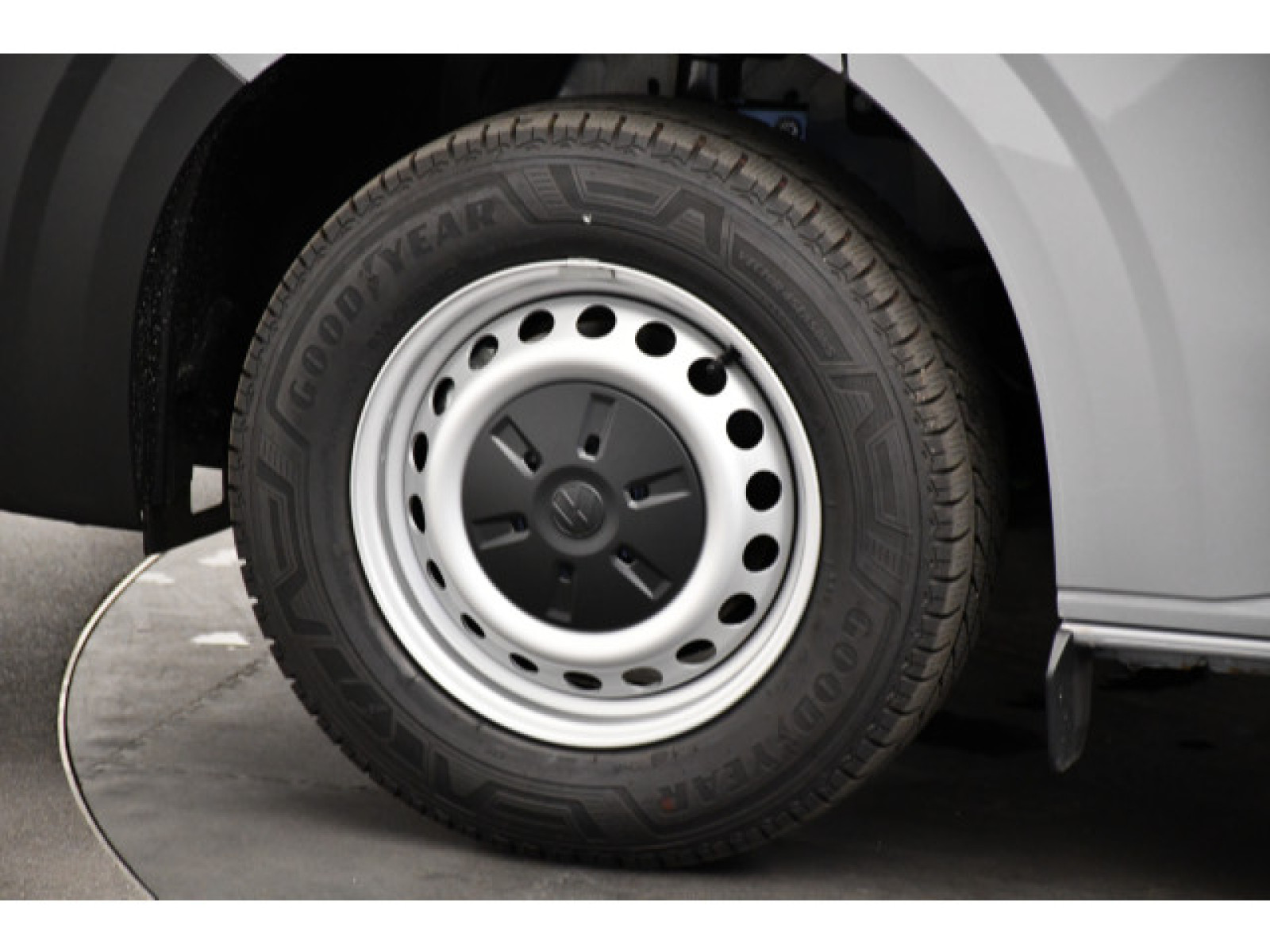 Volkswagen - New Transporter_14