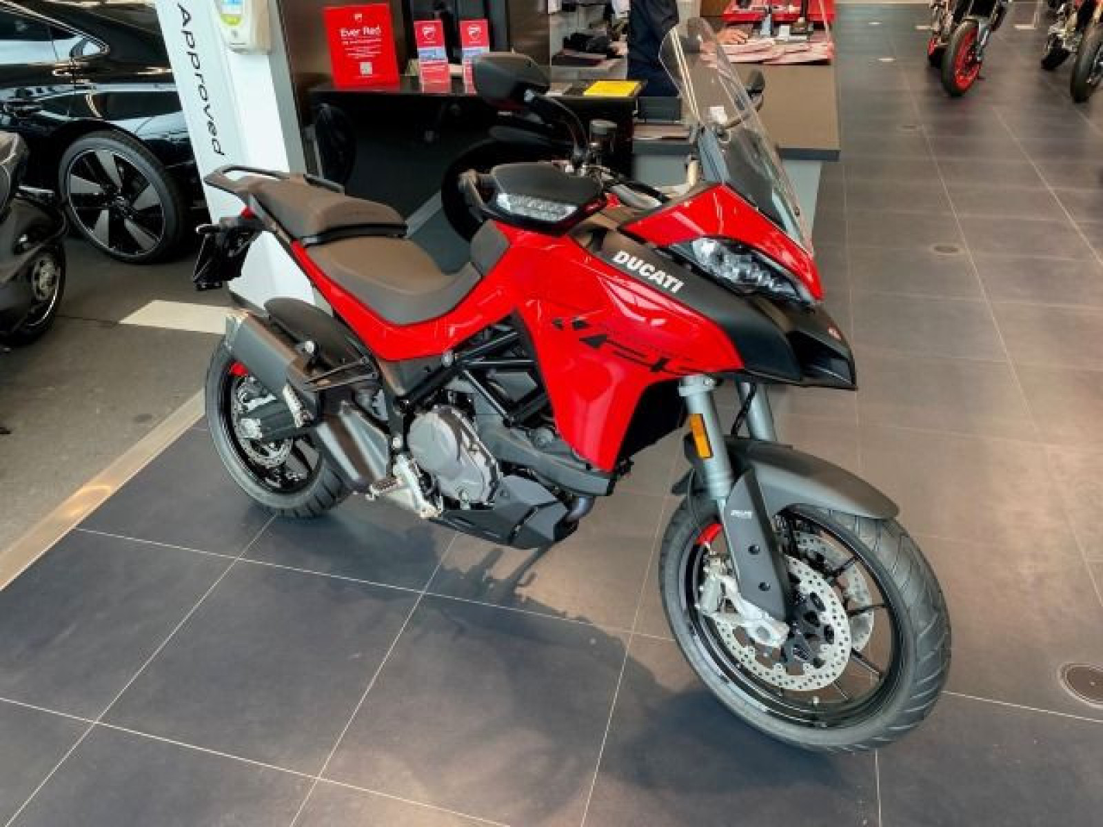 Ducati - Multistrada V2S_2