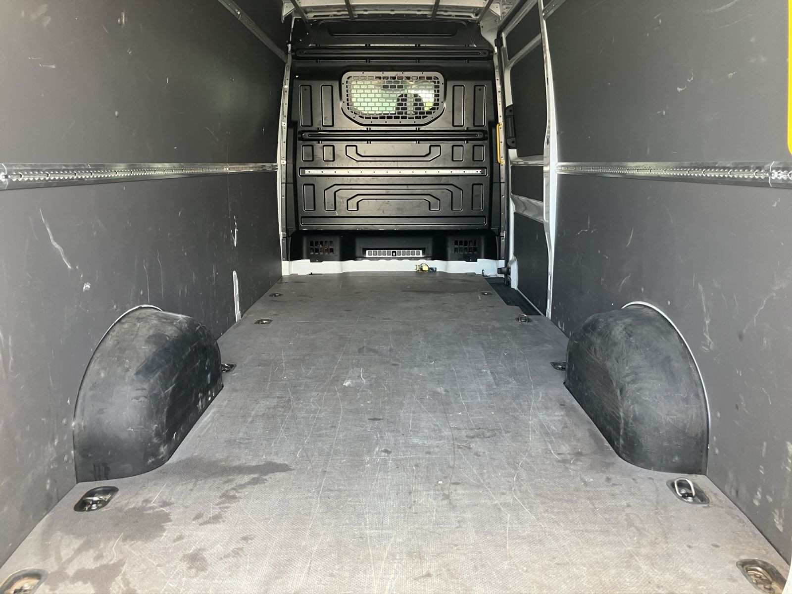 Volkswagen - Crafter_18
