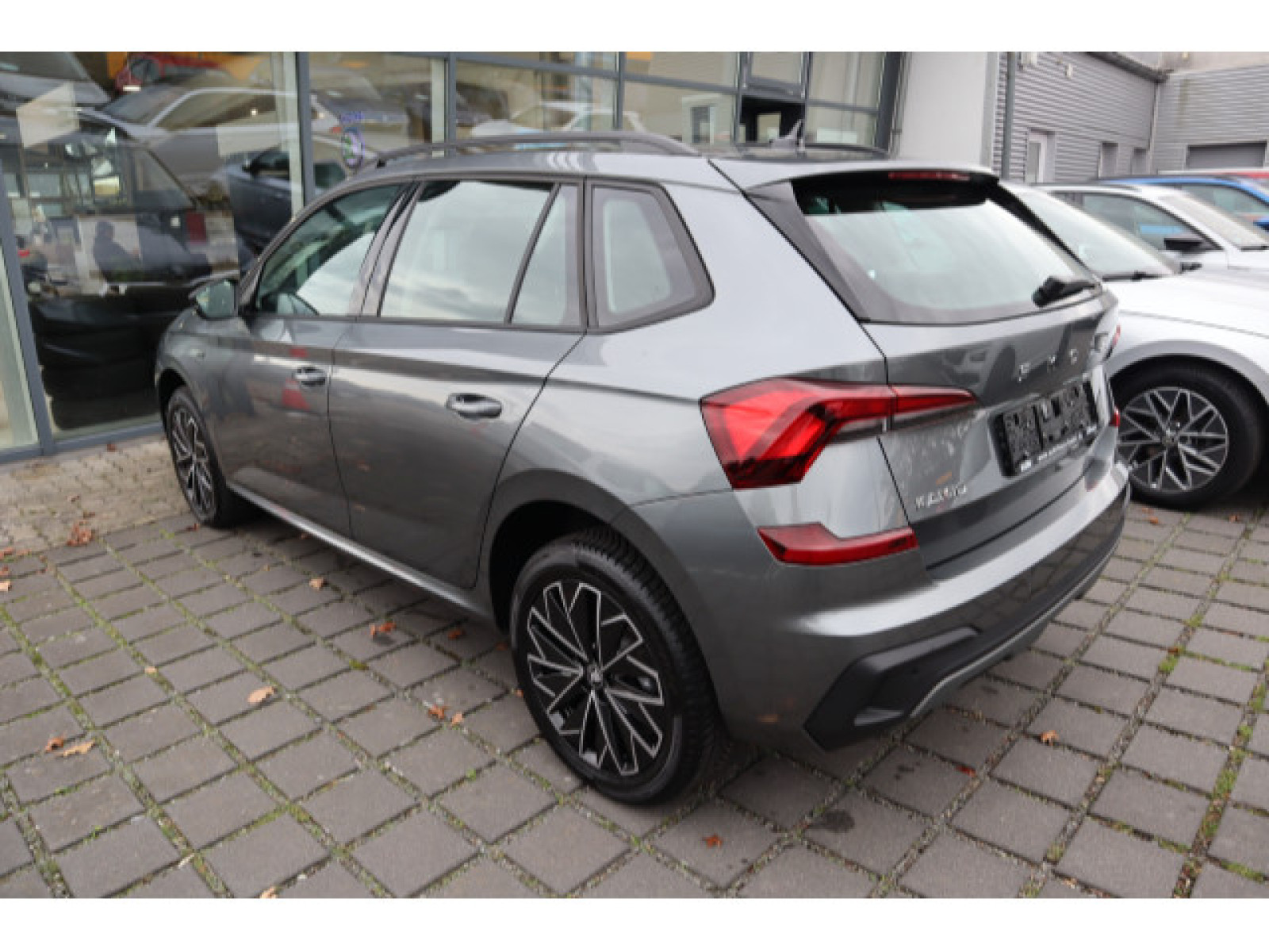 diagonalansicht-hinten-aussen