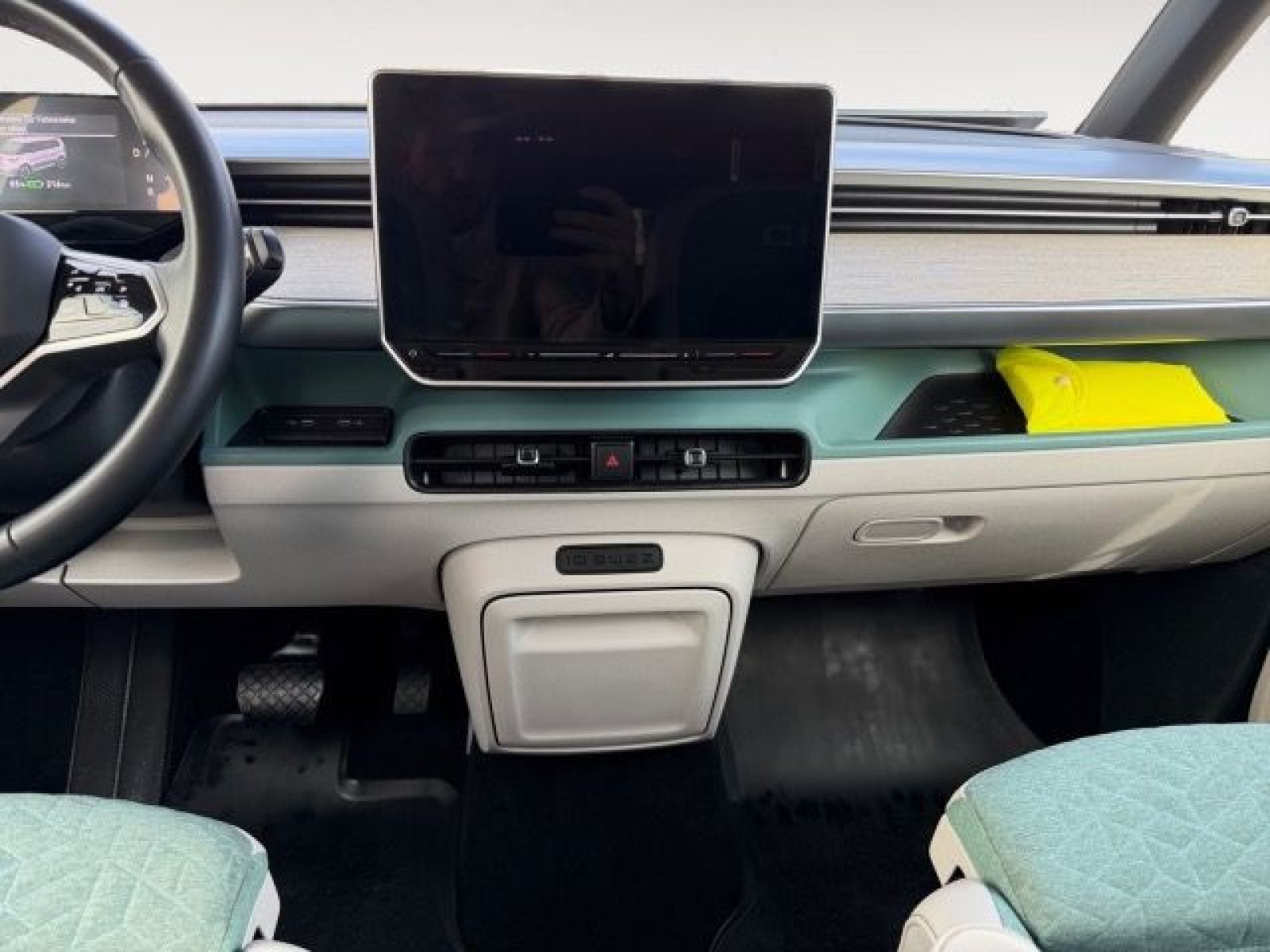 Volkswagen - ID. Buzz_12
