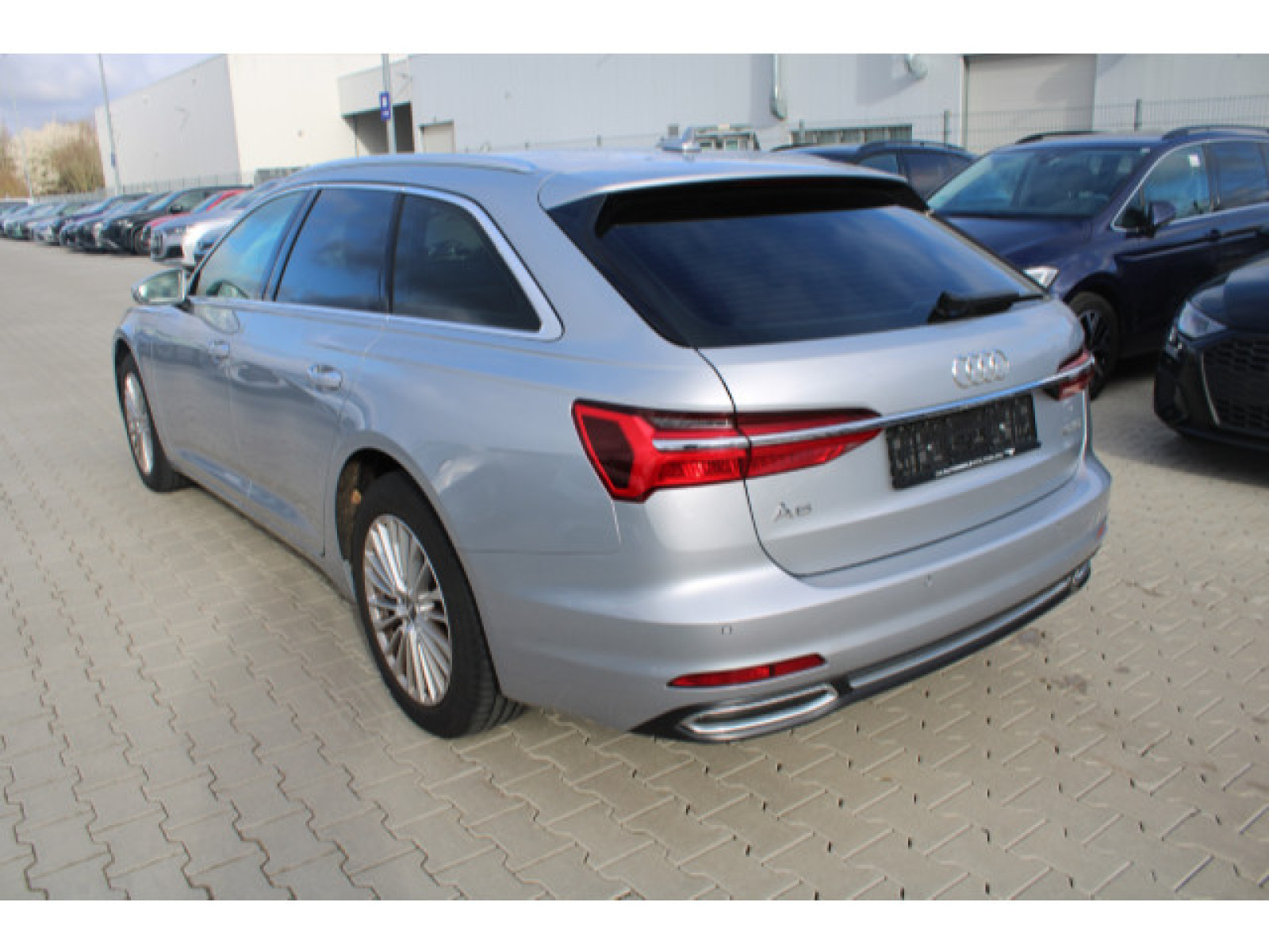 diagonalansicht-hinten-aussen