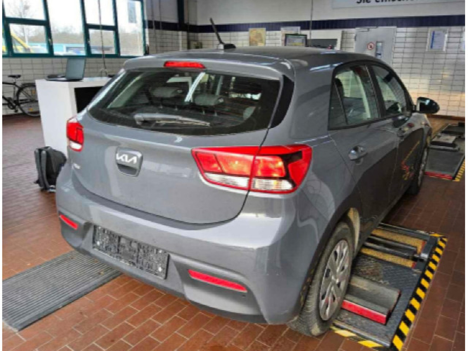 diagonalansicht-hinten-aussen