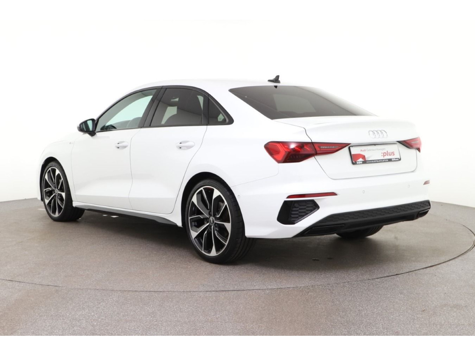 diagonalansicht-hinten-aussen