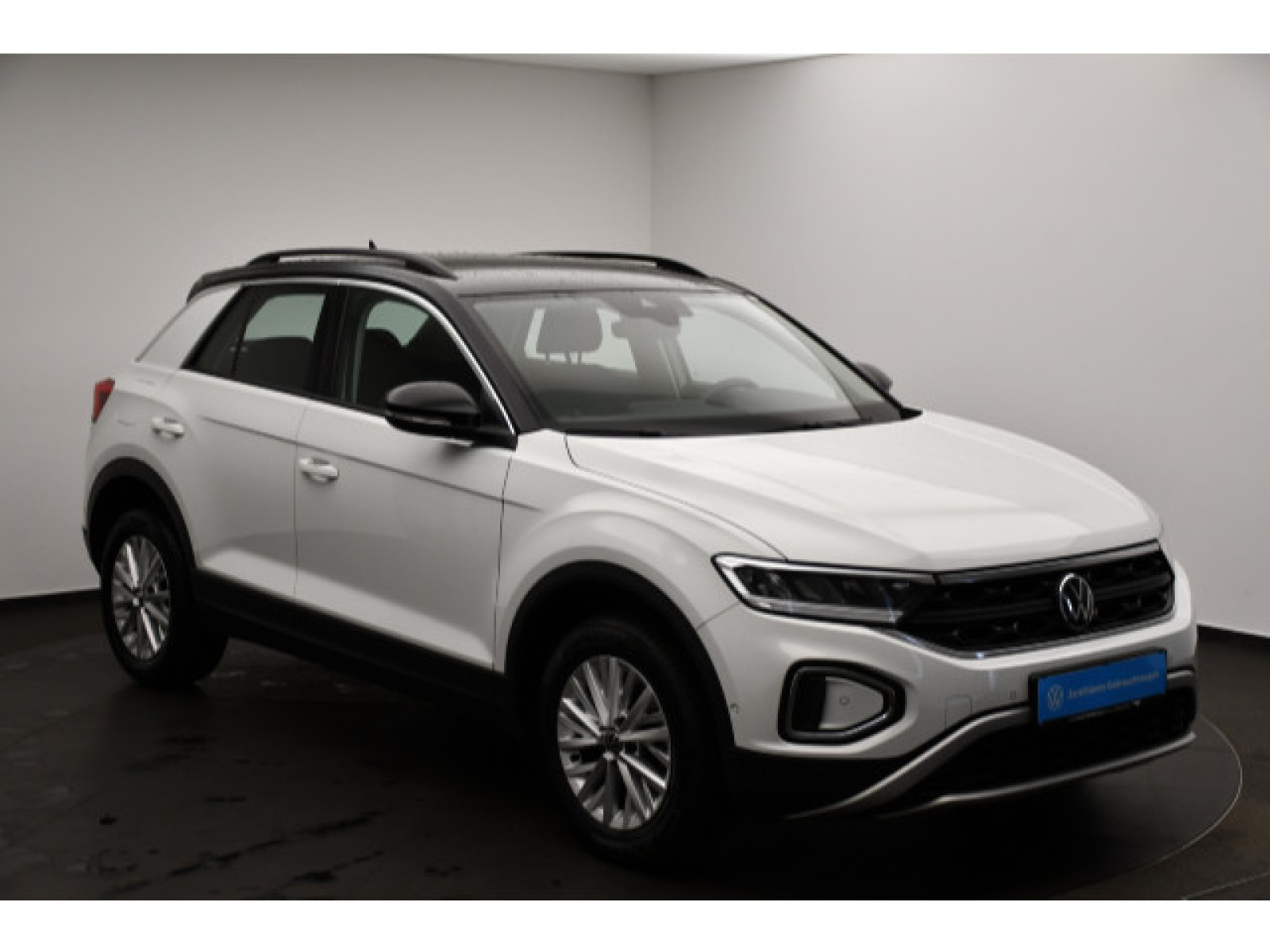 Volkswagen - T-Roc_12