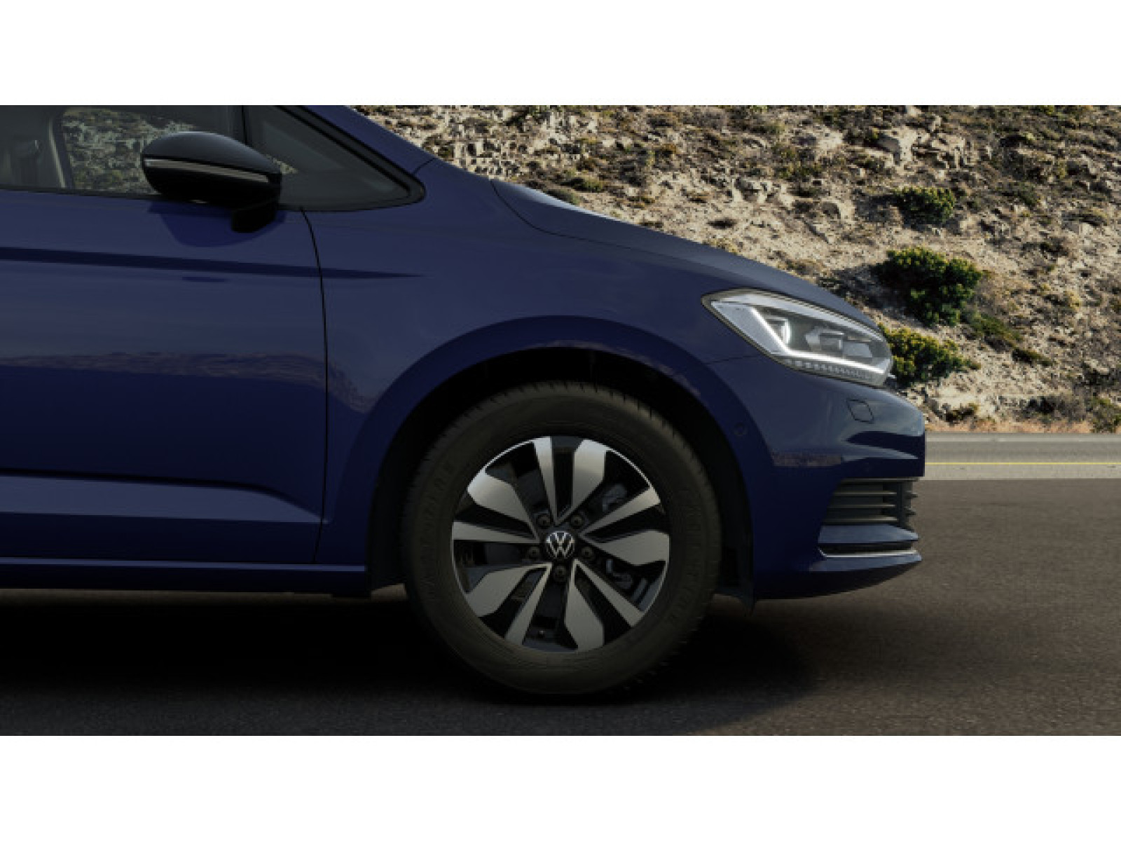 Volkswagen - Touran_4