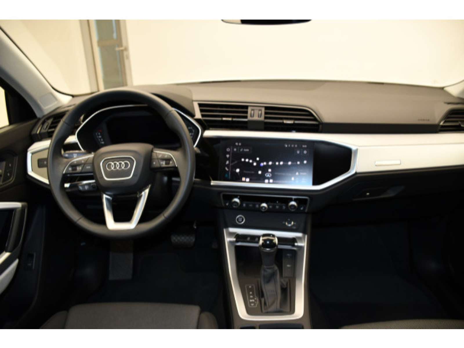 Audi - Q3_6