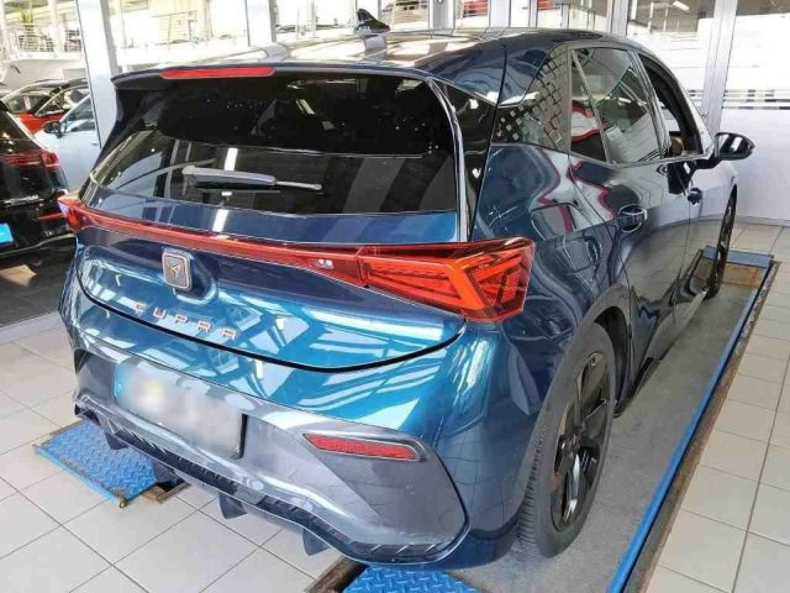 diagonalansicht-hinten-aussen