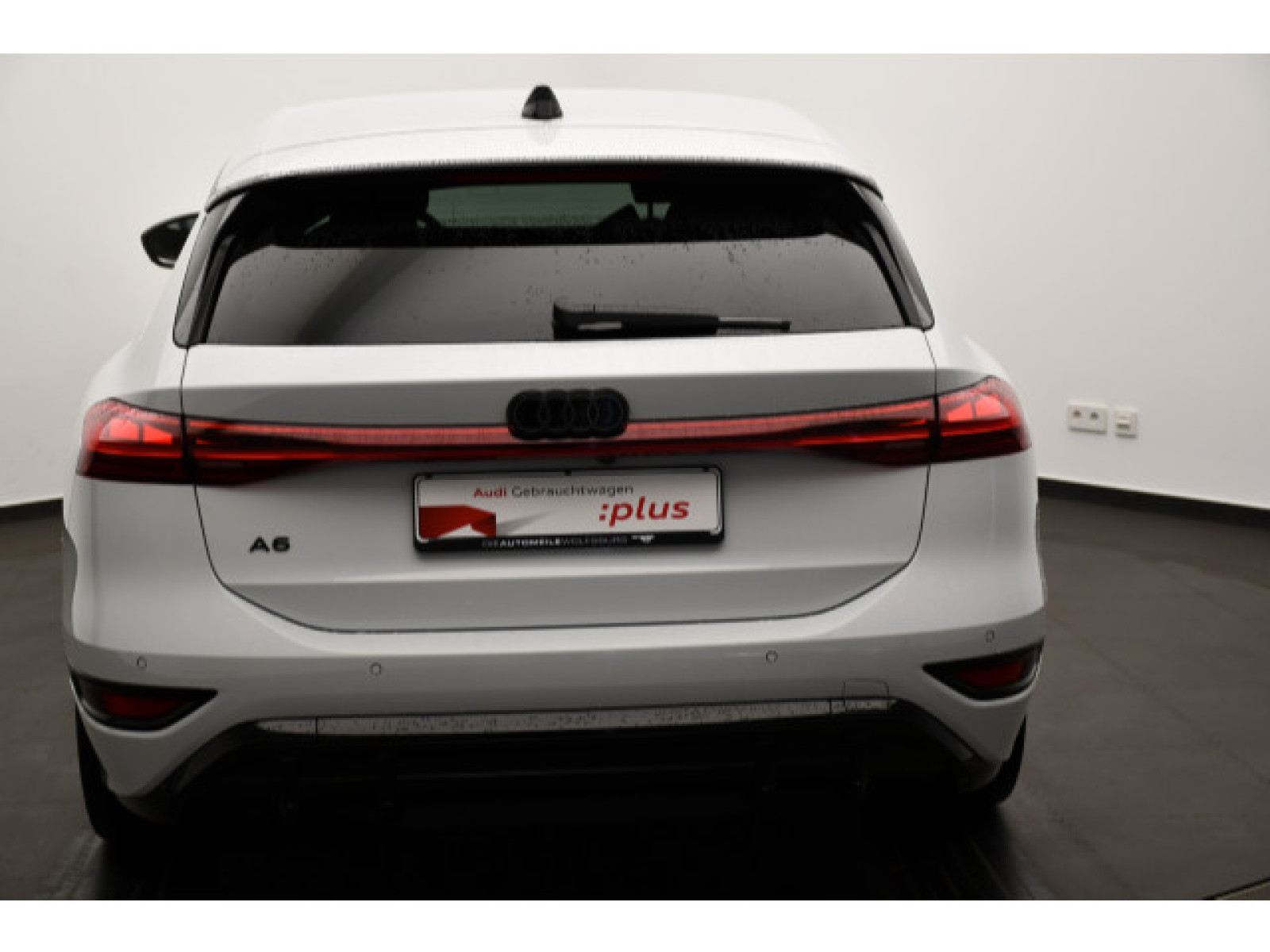 Audi - A6 Avant e-tron_22