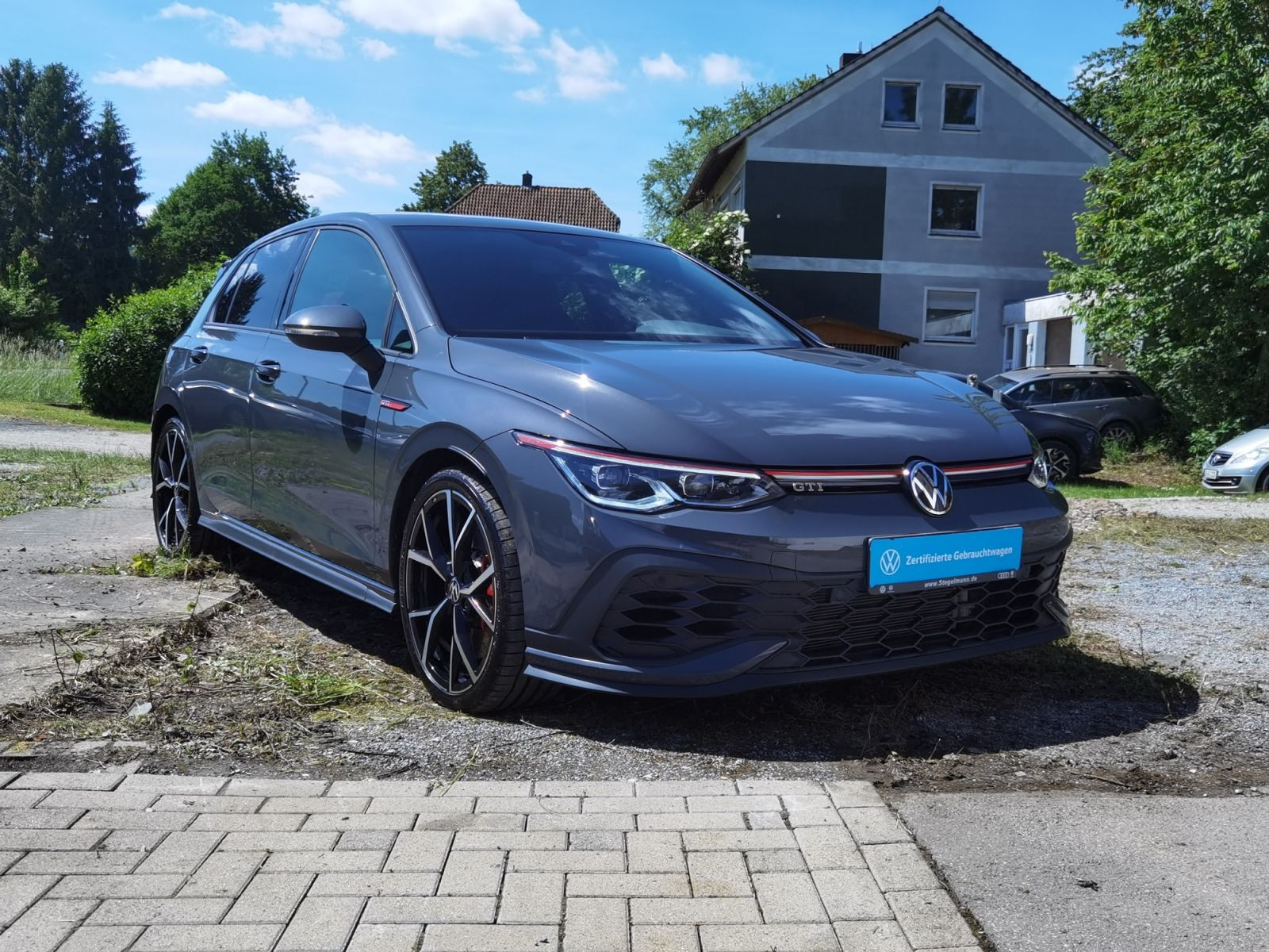 Volkswagen - Golf GTI_8