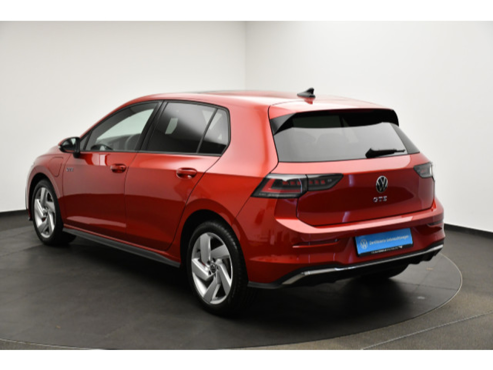 Volkswagen - Golf_17