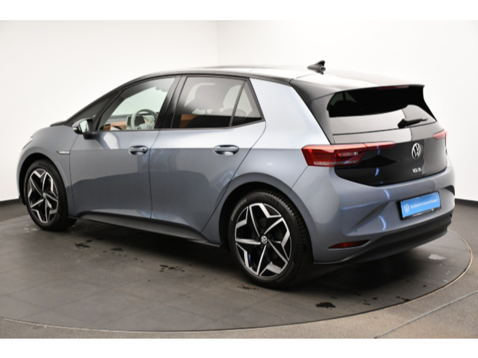 diagonalansicht-hinten-aussen