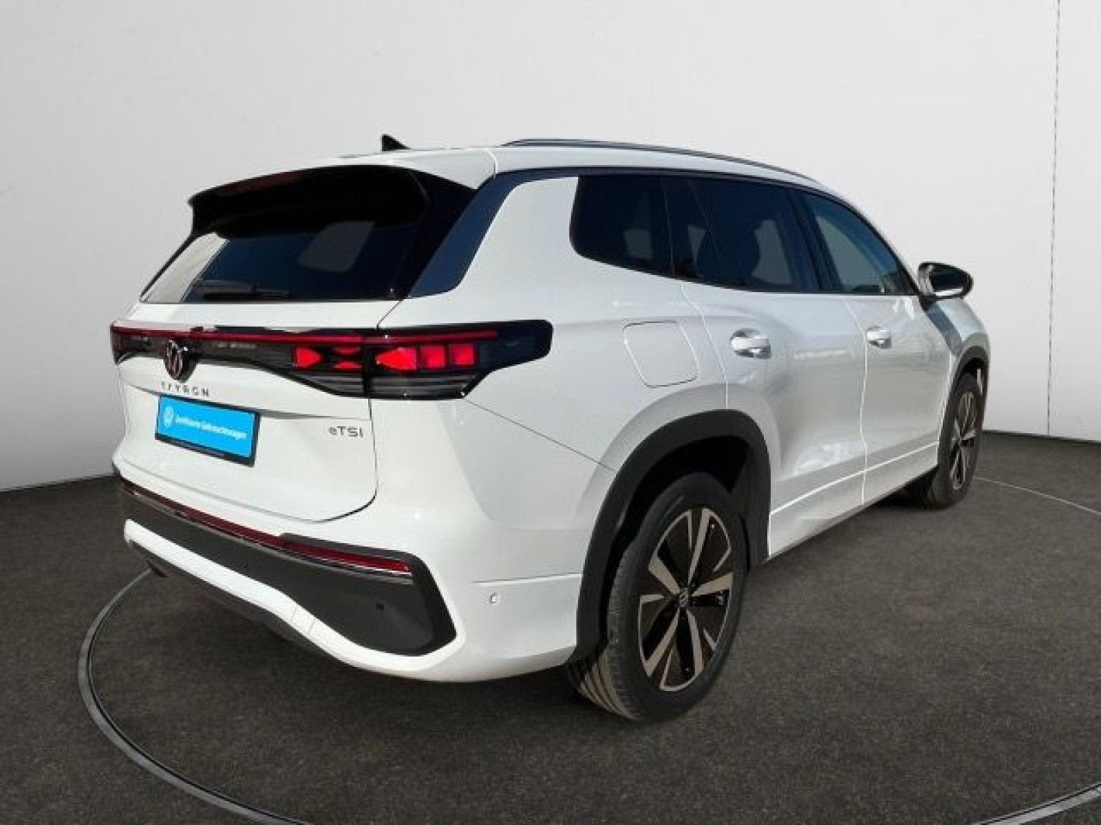 Volkswagen - Tayron_5