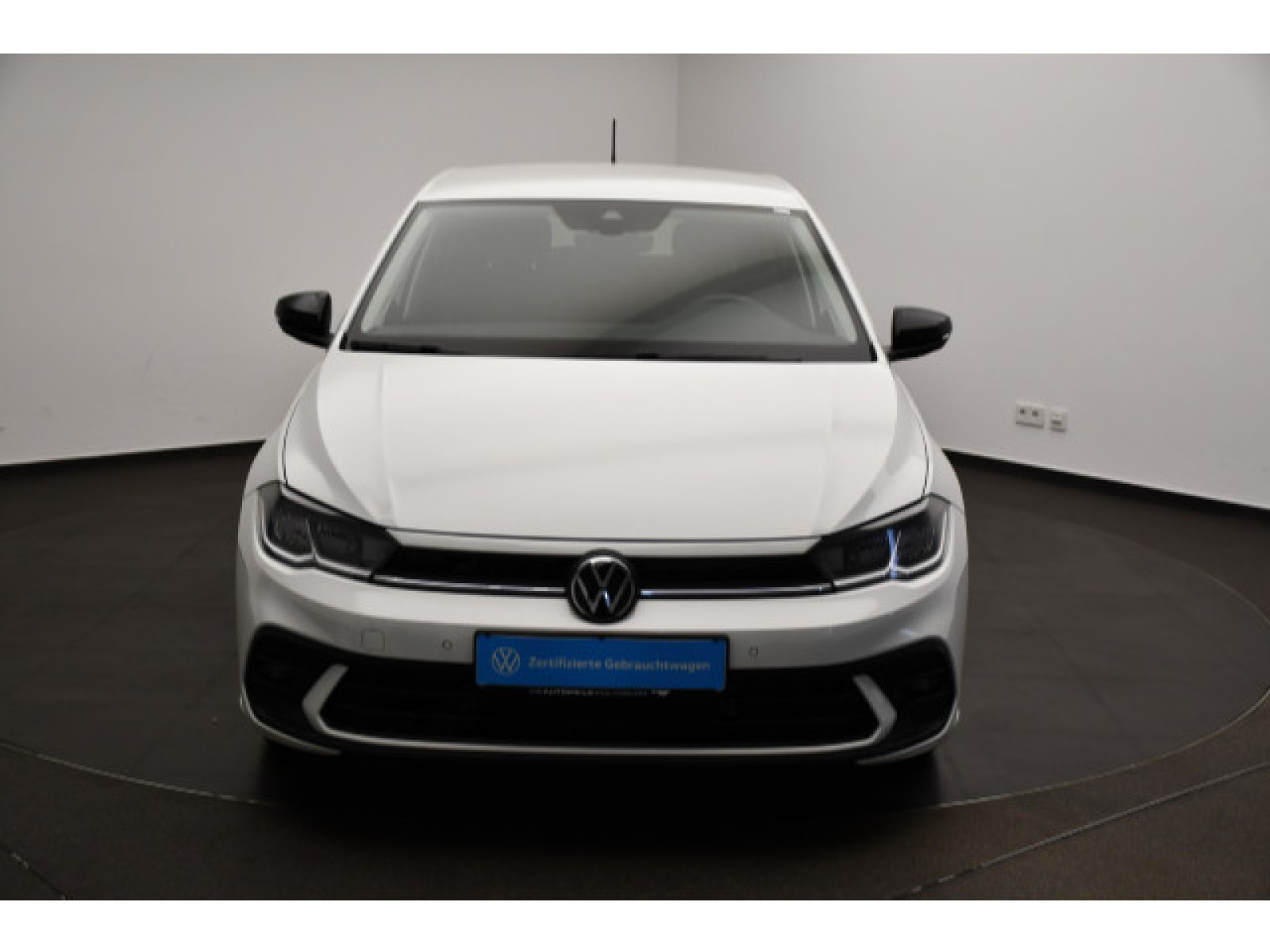 Volkswagen - Polo_16