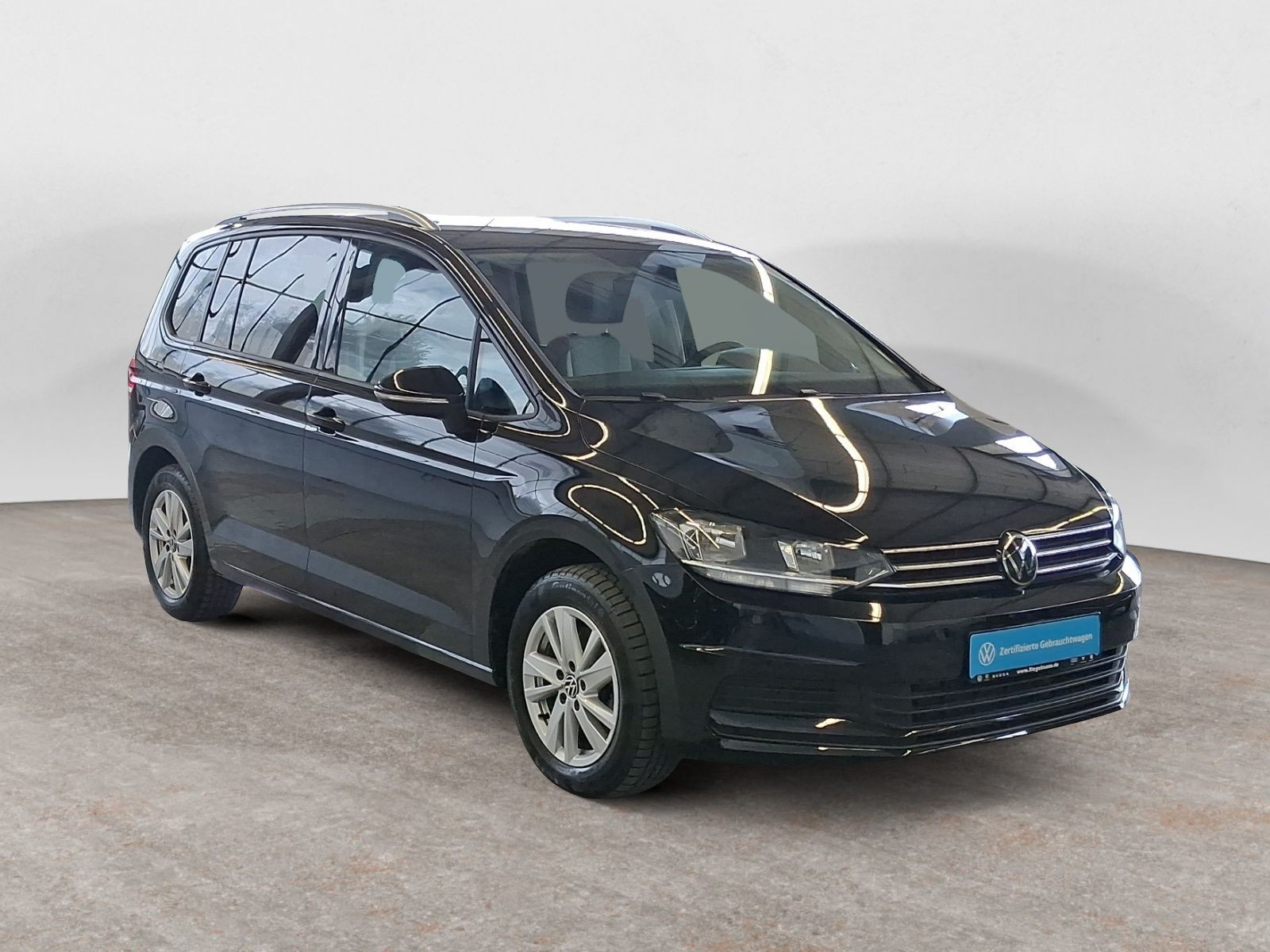 diagonal-frontansicht-aussen diagonal-frontansicht-aussen