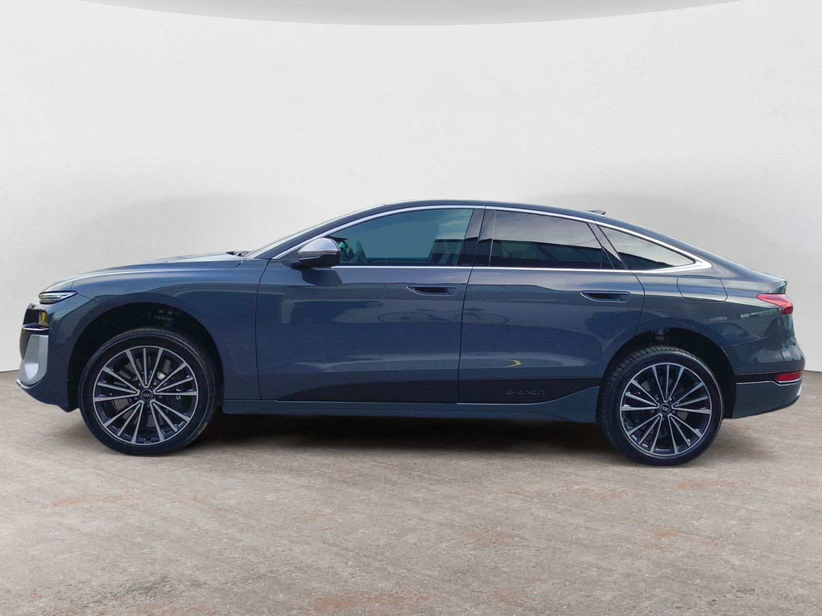 Audi - S6 Sportback e-tron_3