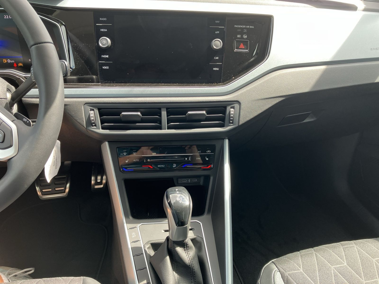 Volkswagen - Polo_14