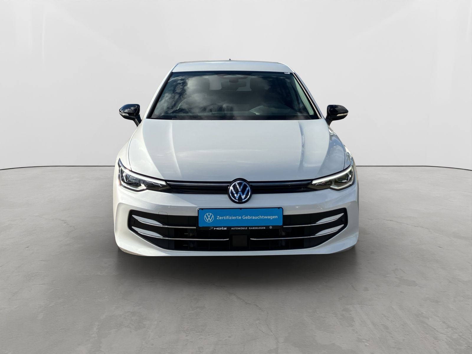 Volkswagen - Golf_8