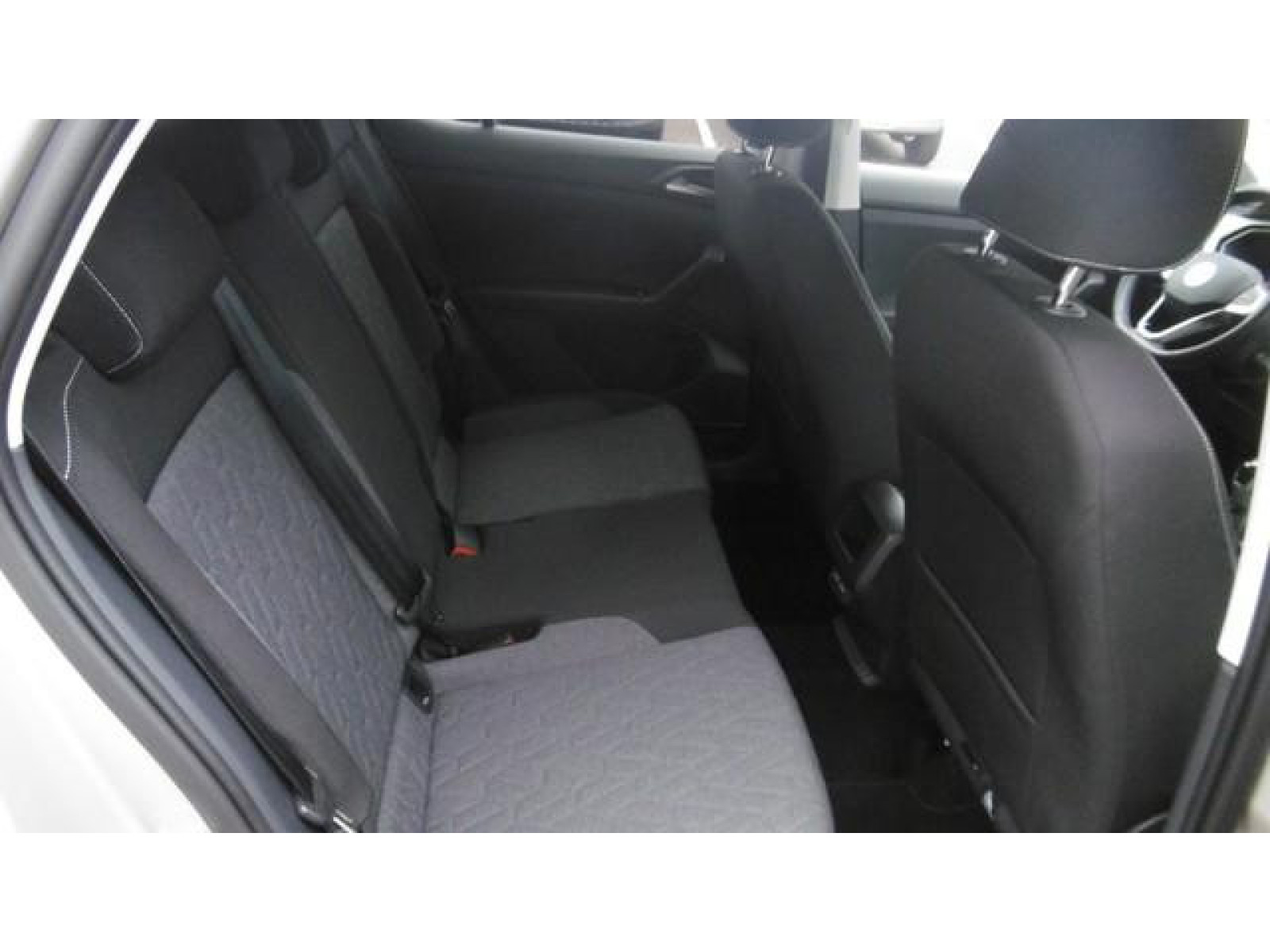 Volkswagen - T-Cross_19