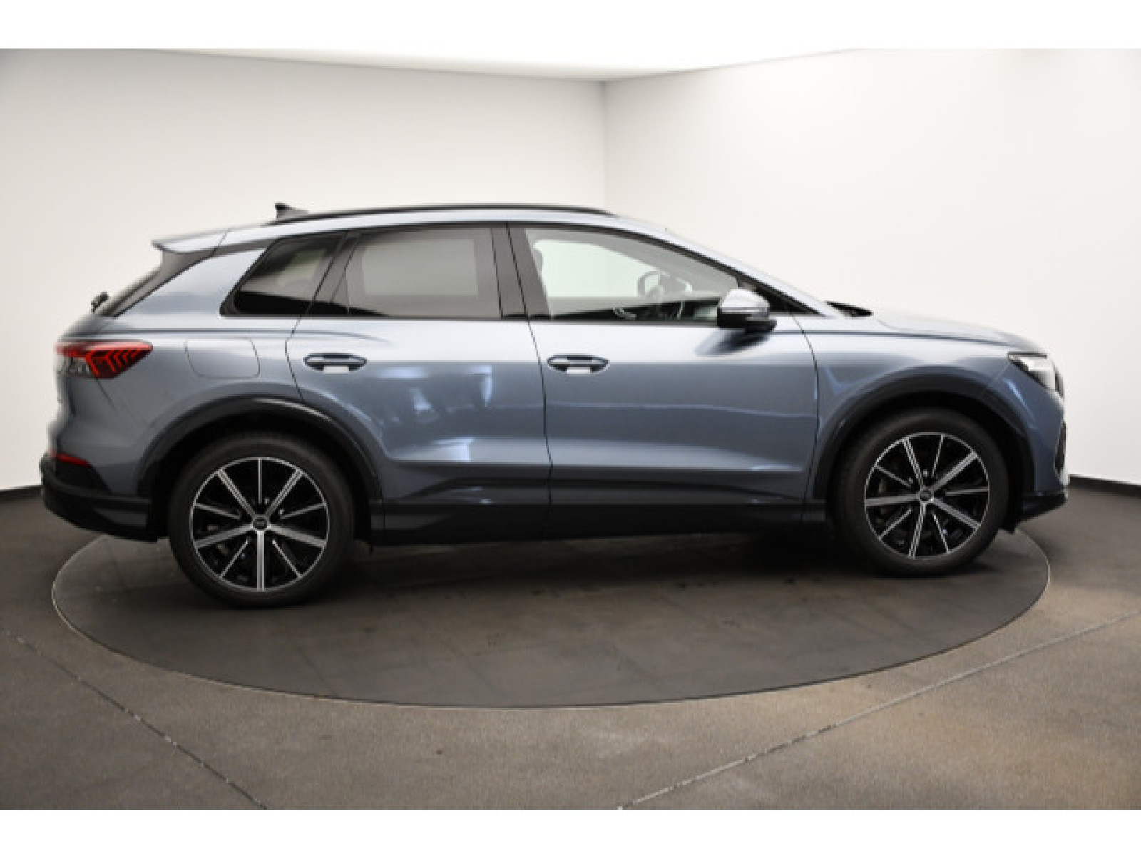 Audi - Q4 e-tron_19