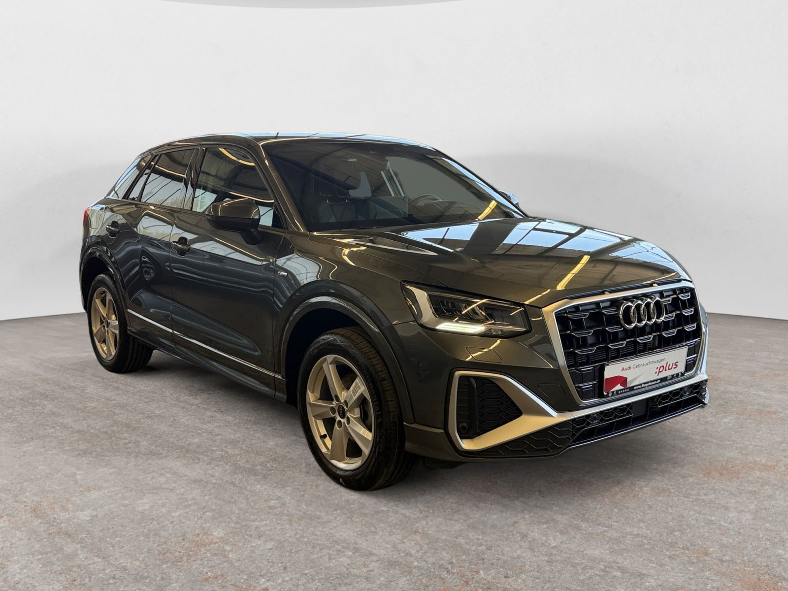 Audi - Q2_9